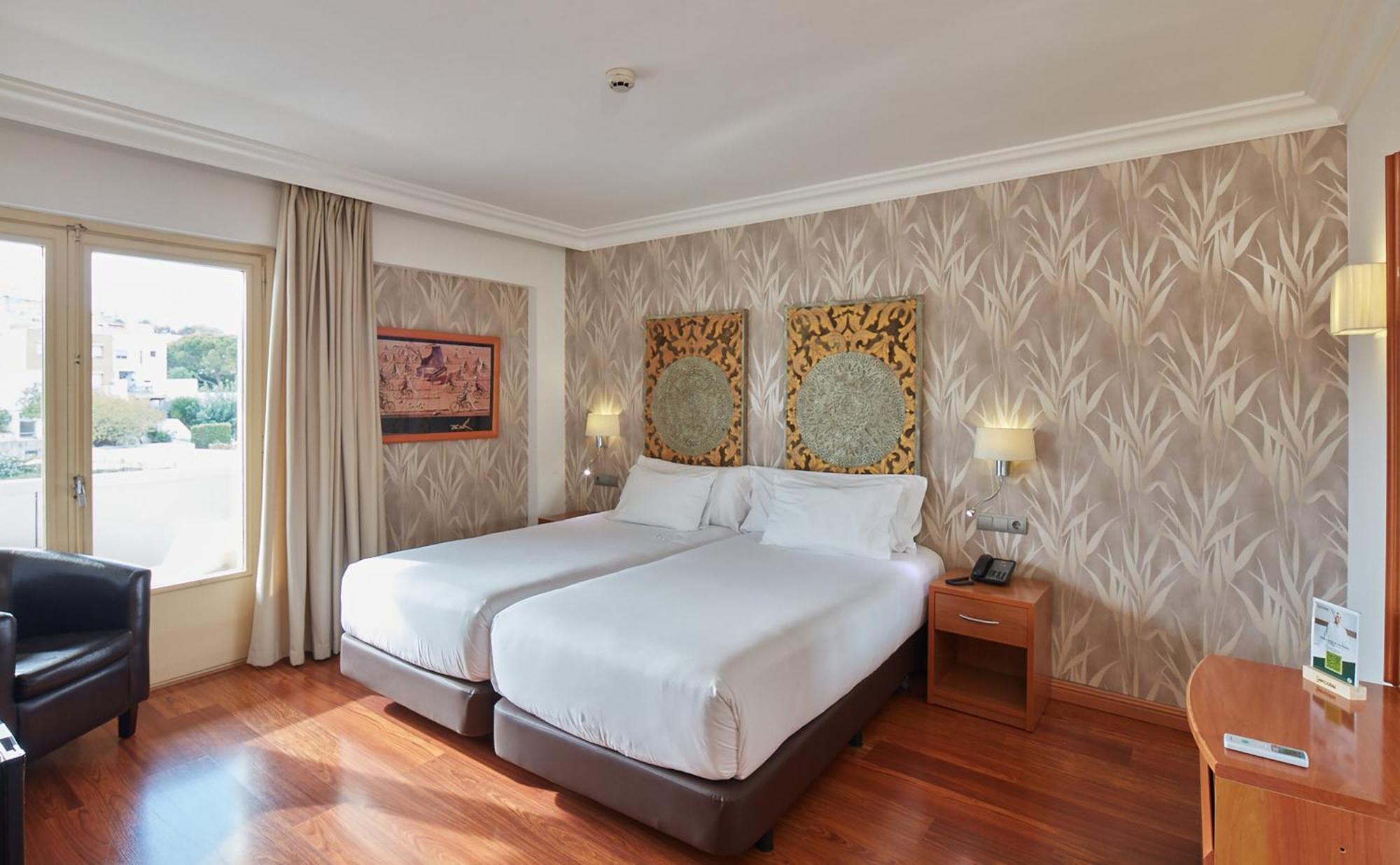 Twin Room with Balcony,1656180804:JPEG