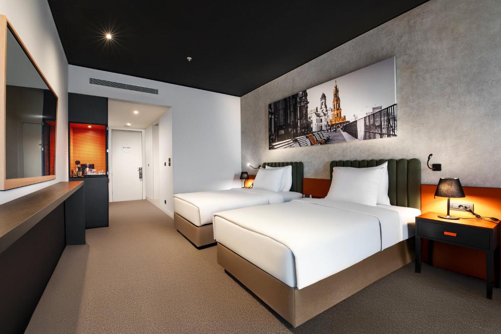 Premium Twin Room - Extra Space
