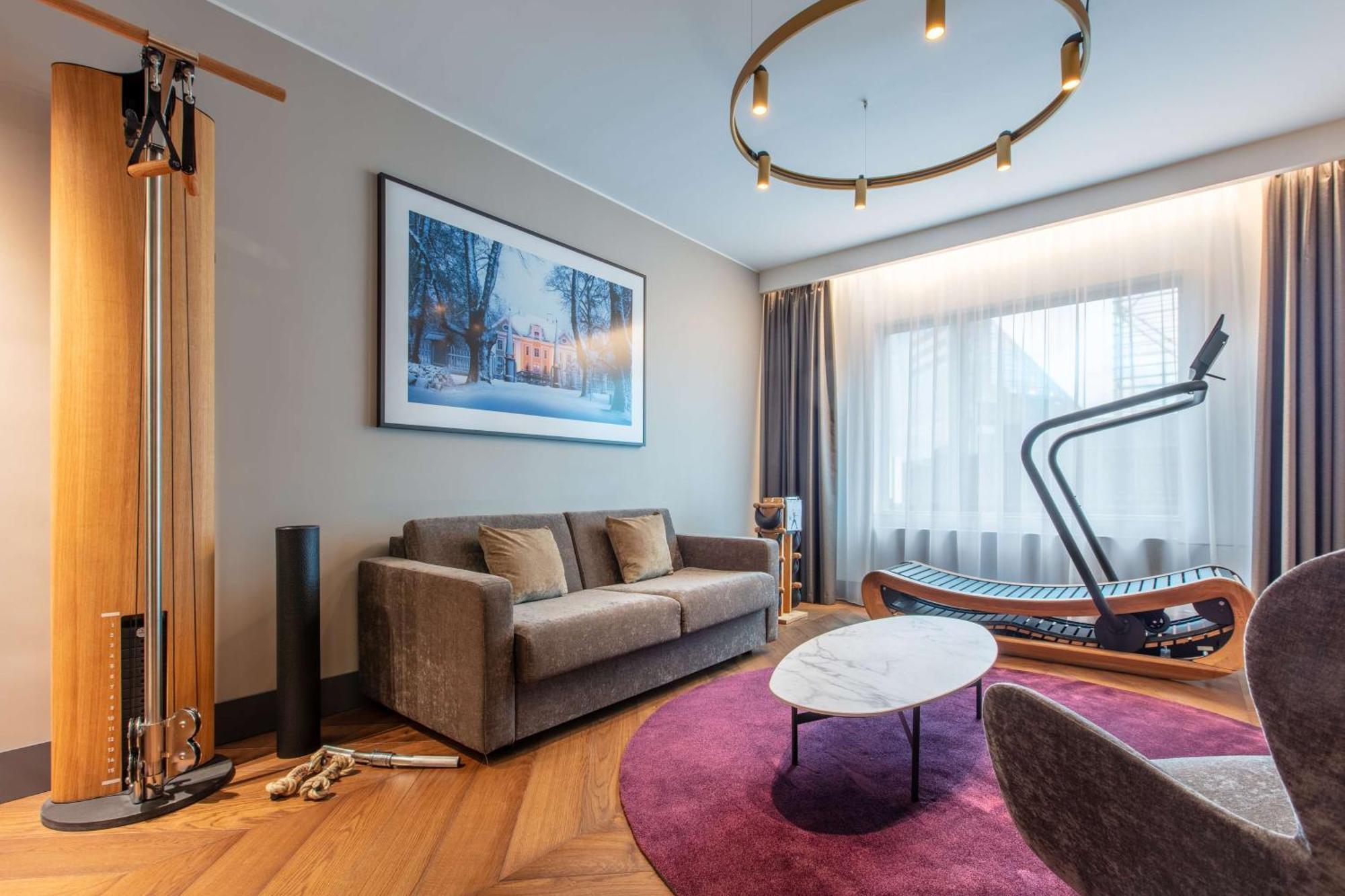 Suite Junior avec Salle de Sport et Sauna Privés