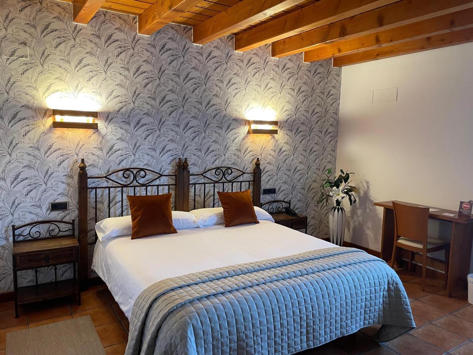 Double or Twin Room,1657859414:JPEG
