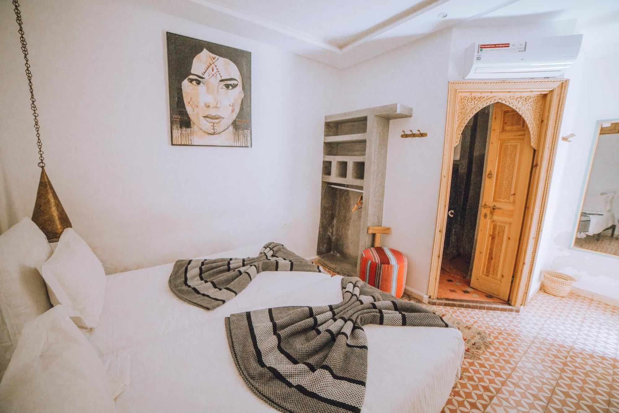 Camera Matrimoniale/Doppia con Letti Singoli con Bagno Privato