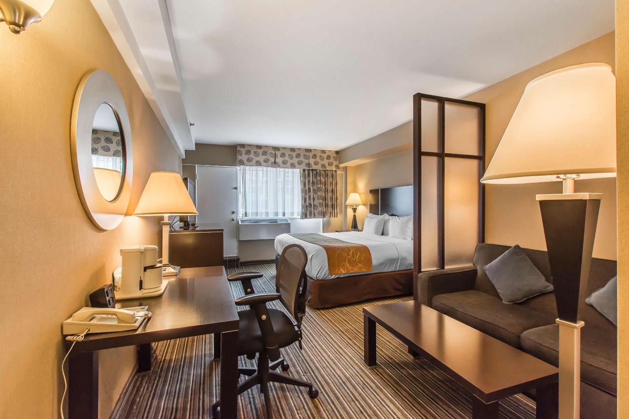 Quarto com Cama King-size e Sofá-cama - Não Fumantes