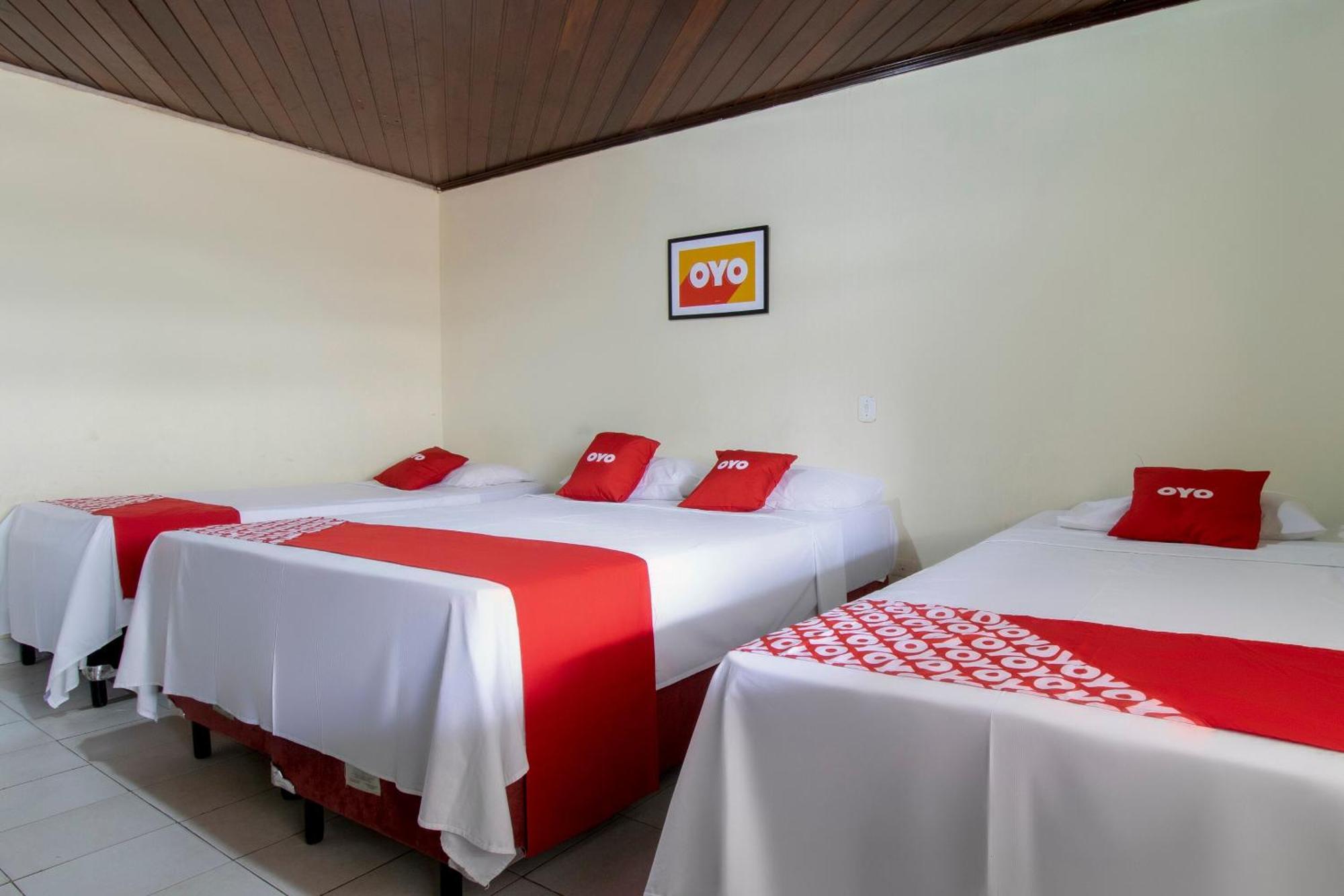 Quarto Quádruplo (1 Cama de Casal + 2 Camas de Solteiro)