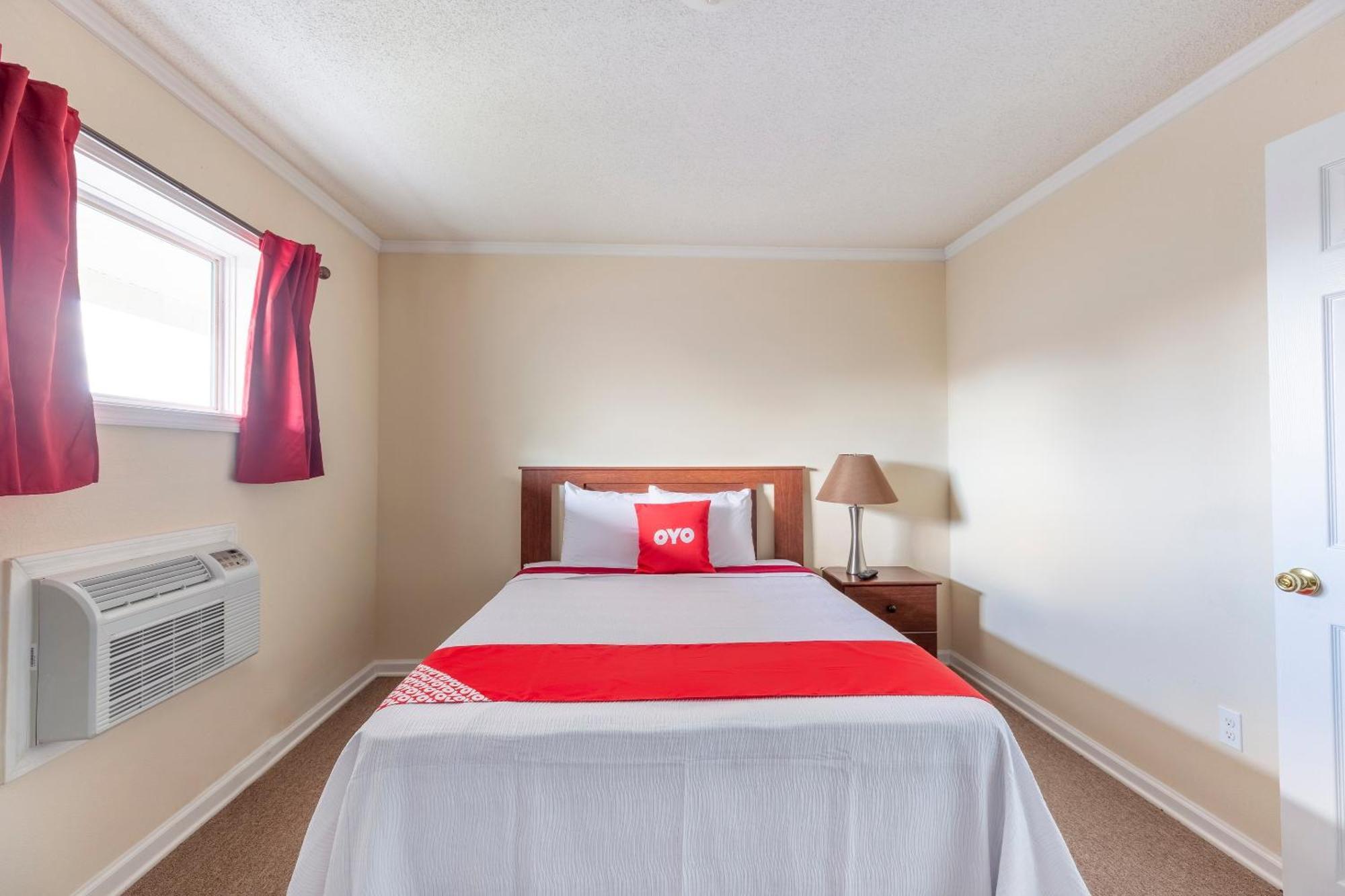 Queen Room