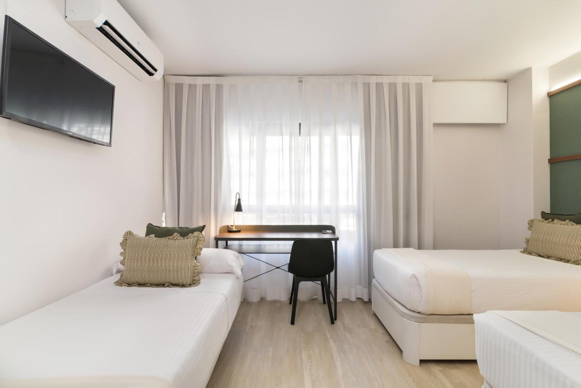 Junior Suite,1659501939:JPEG