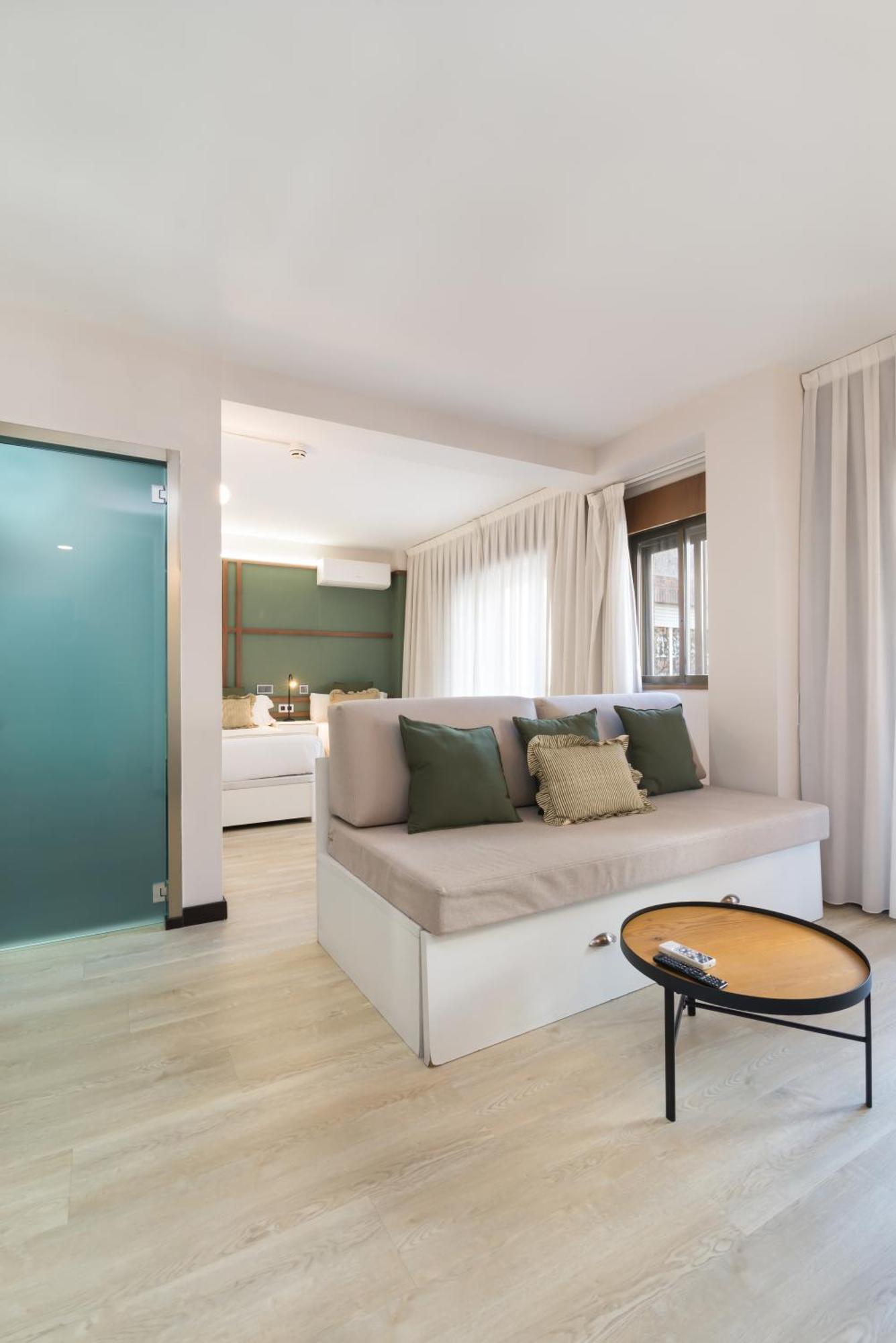 Junior Suite with Balcony,1659501958:JPEG