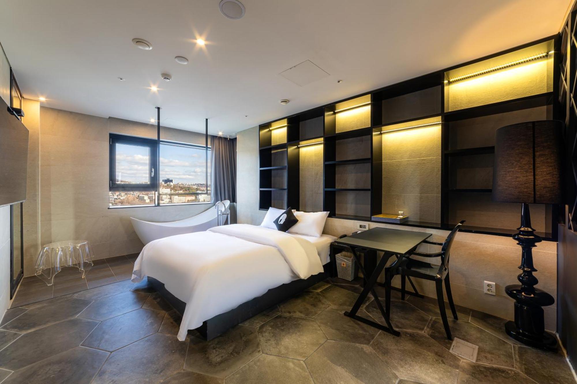 Premier Double Room,1660328854:JPEG