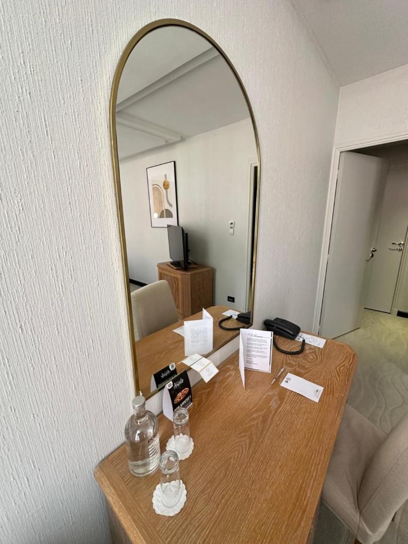 Suite Junior Lit King-Size avec Canapé-Lit – Non-Fumeurs