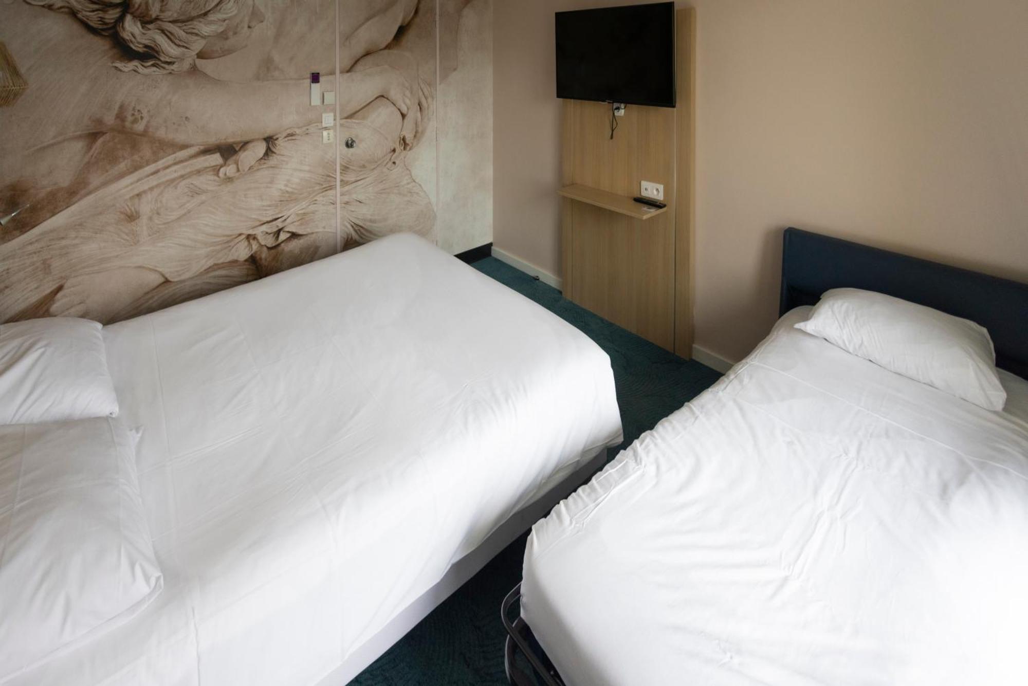 Standard Double Room,1716977943:JPEG