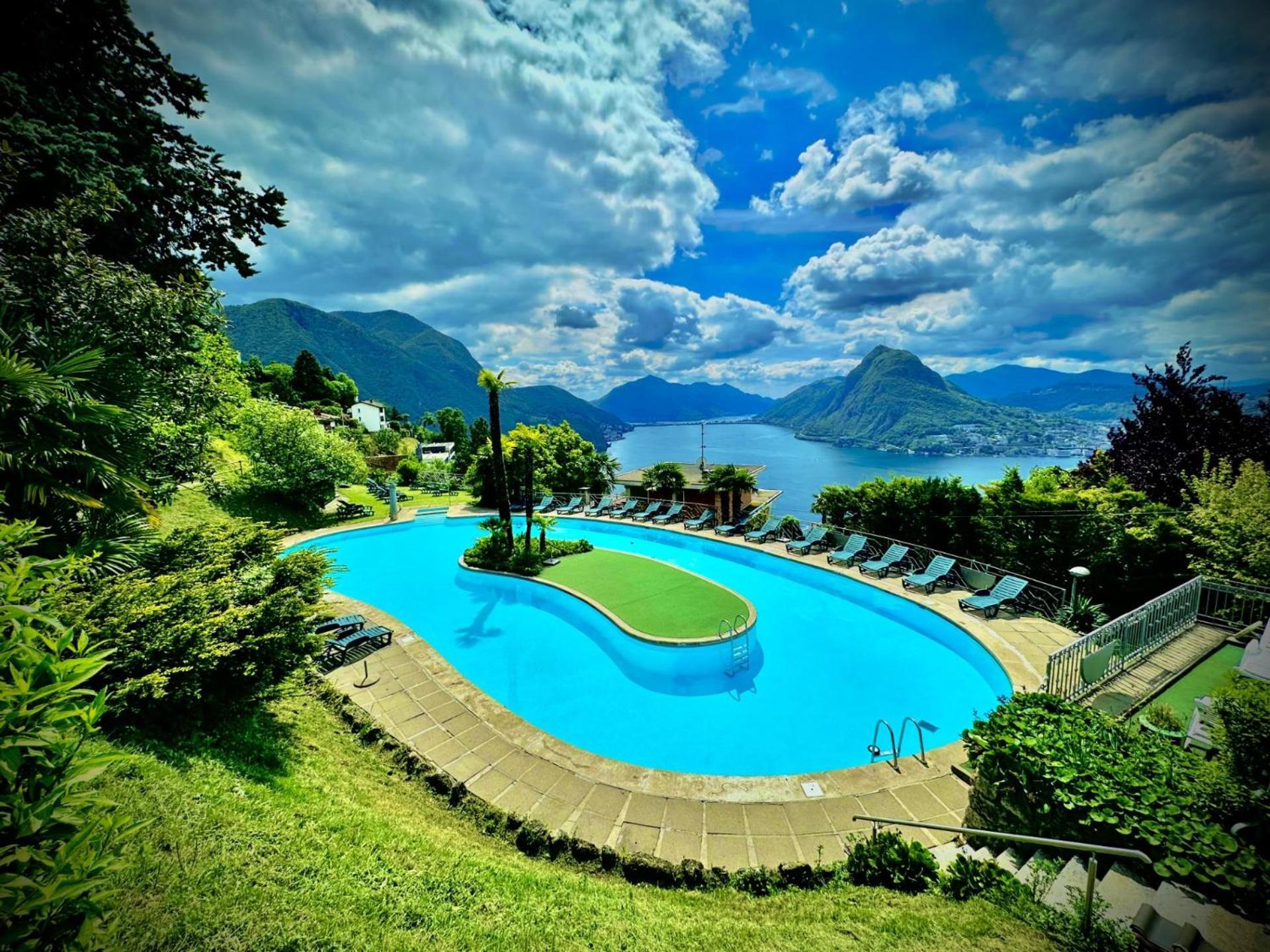 Camera Tripla con Vista Lago e Balcone