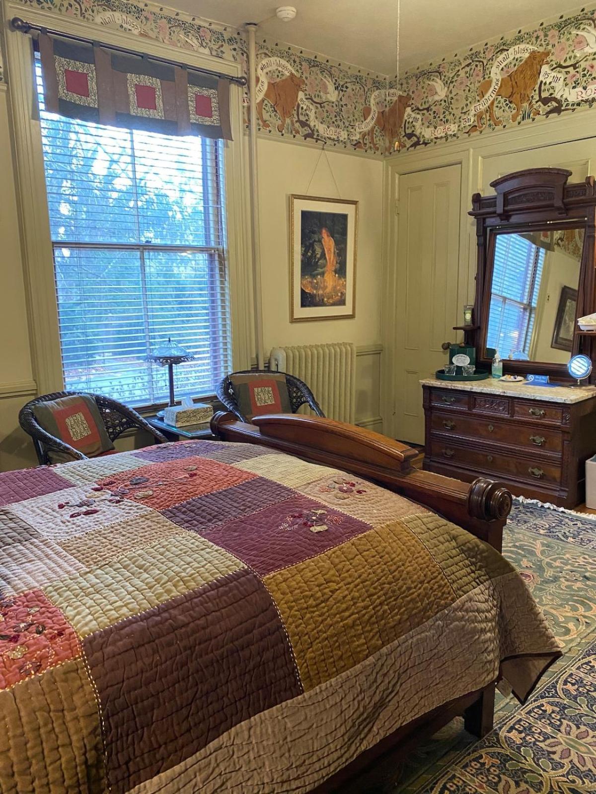 Double or Twin Room with Bathroom