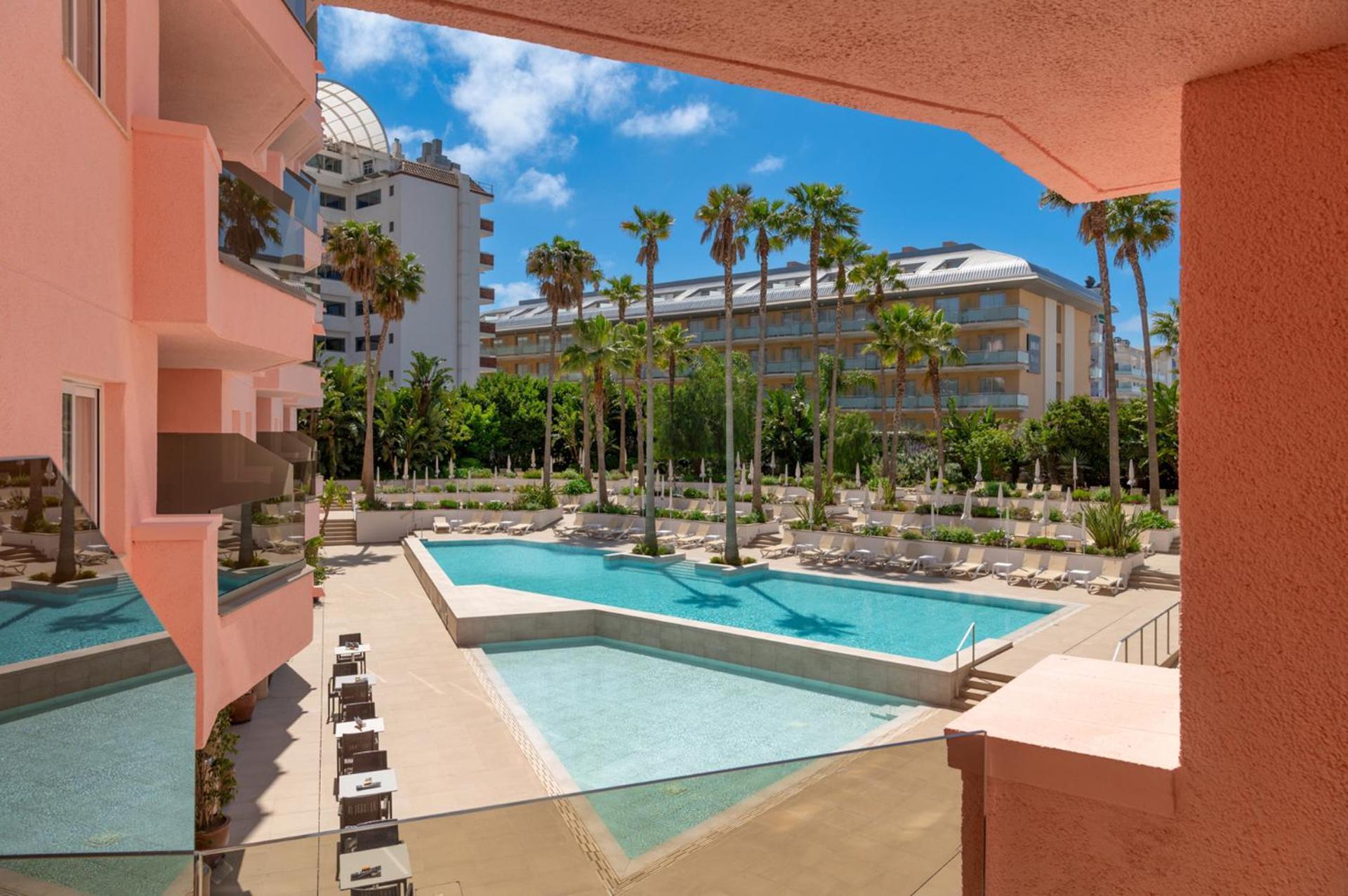 Junior Suite Premium Double (1 or 2 beds)