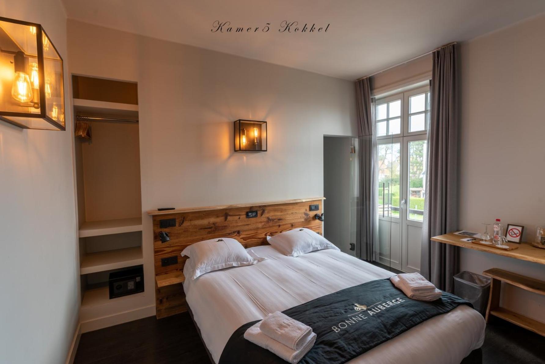 Doppelzimmer mit Balkon