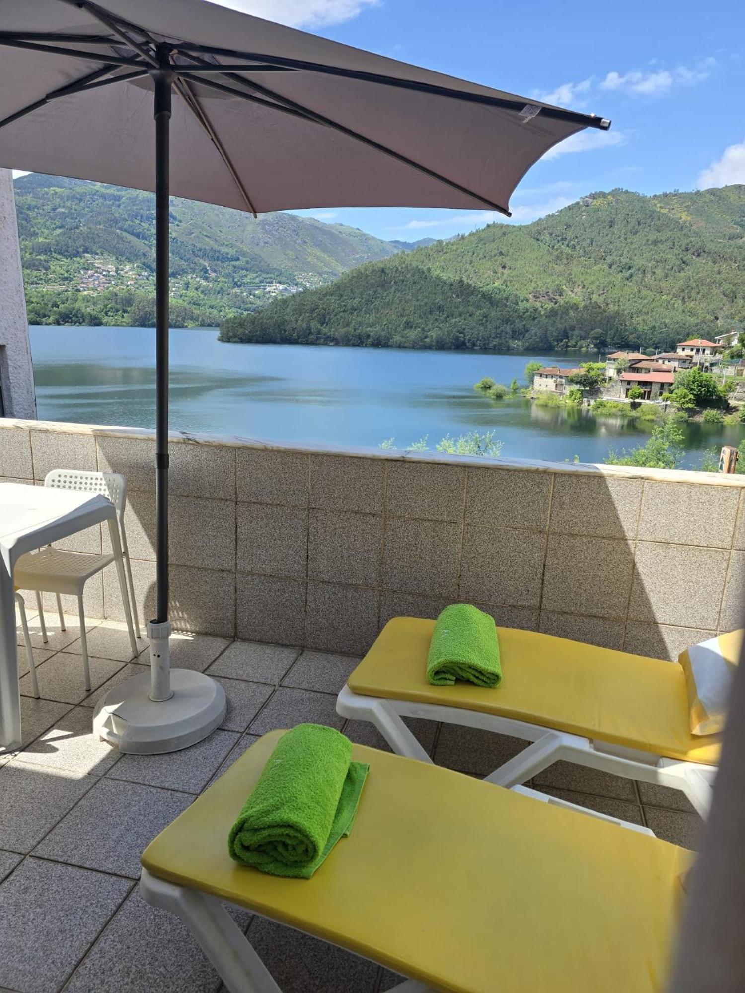 Apartamento com Vista Lago