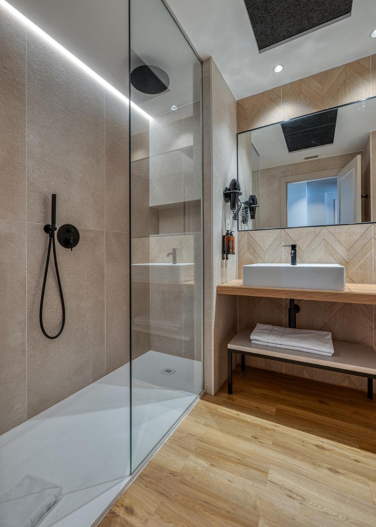 Habitación Familiar (3 adultos + 1 niño)