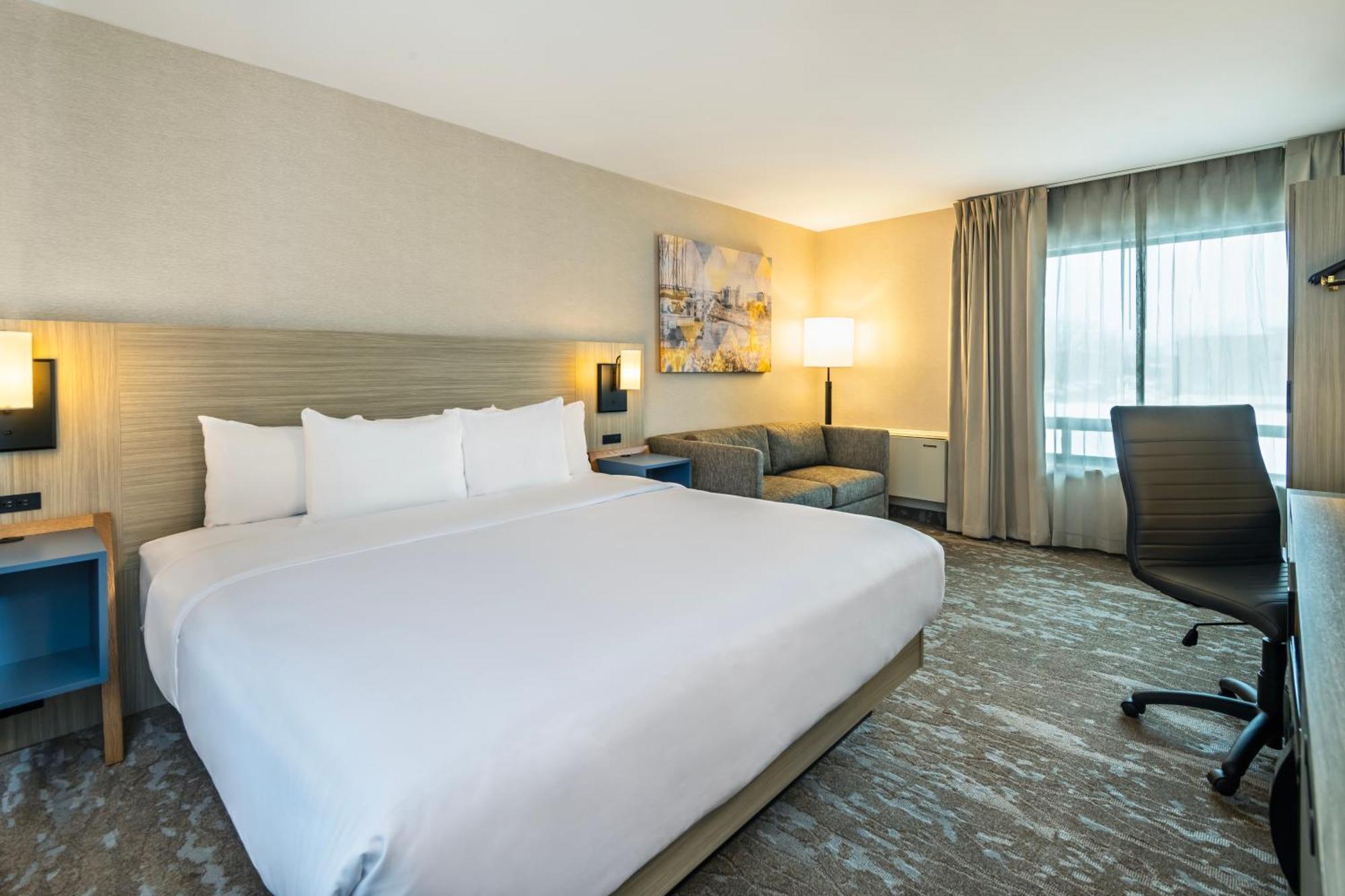 Chambre Lit King-Size Supérieure - Non-Fumeurs