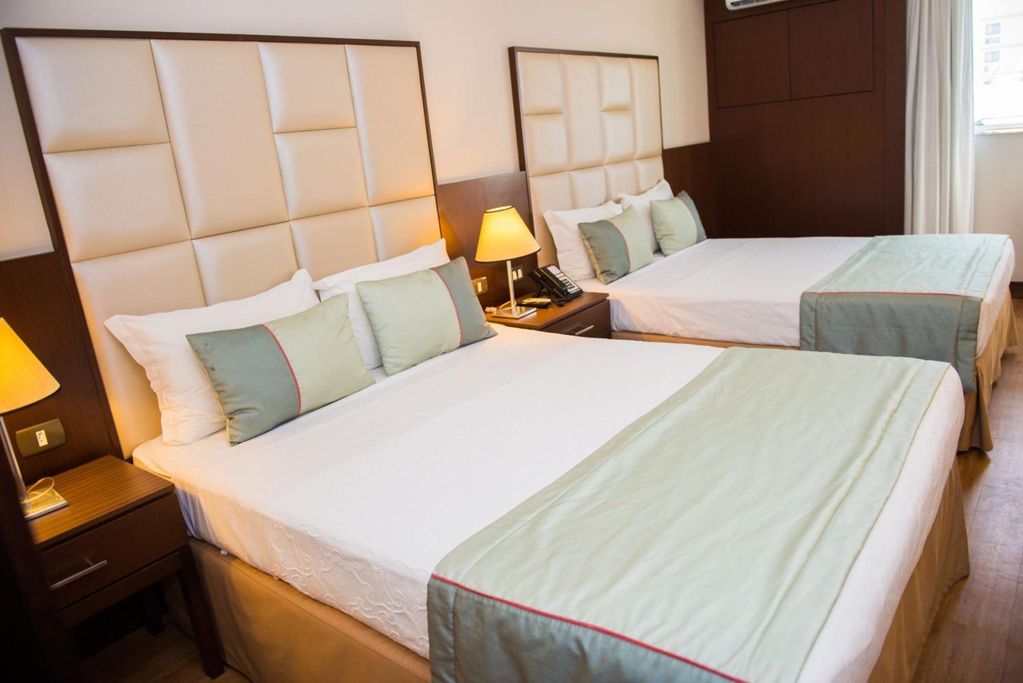 Quarto Queen Superior com 2 Camas Queen-size