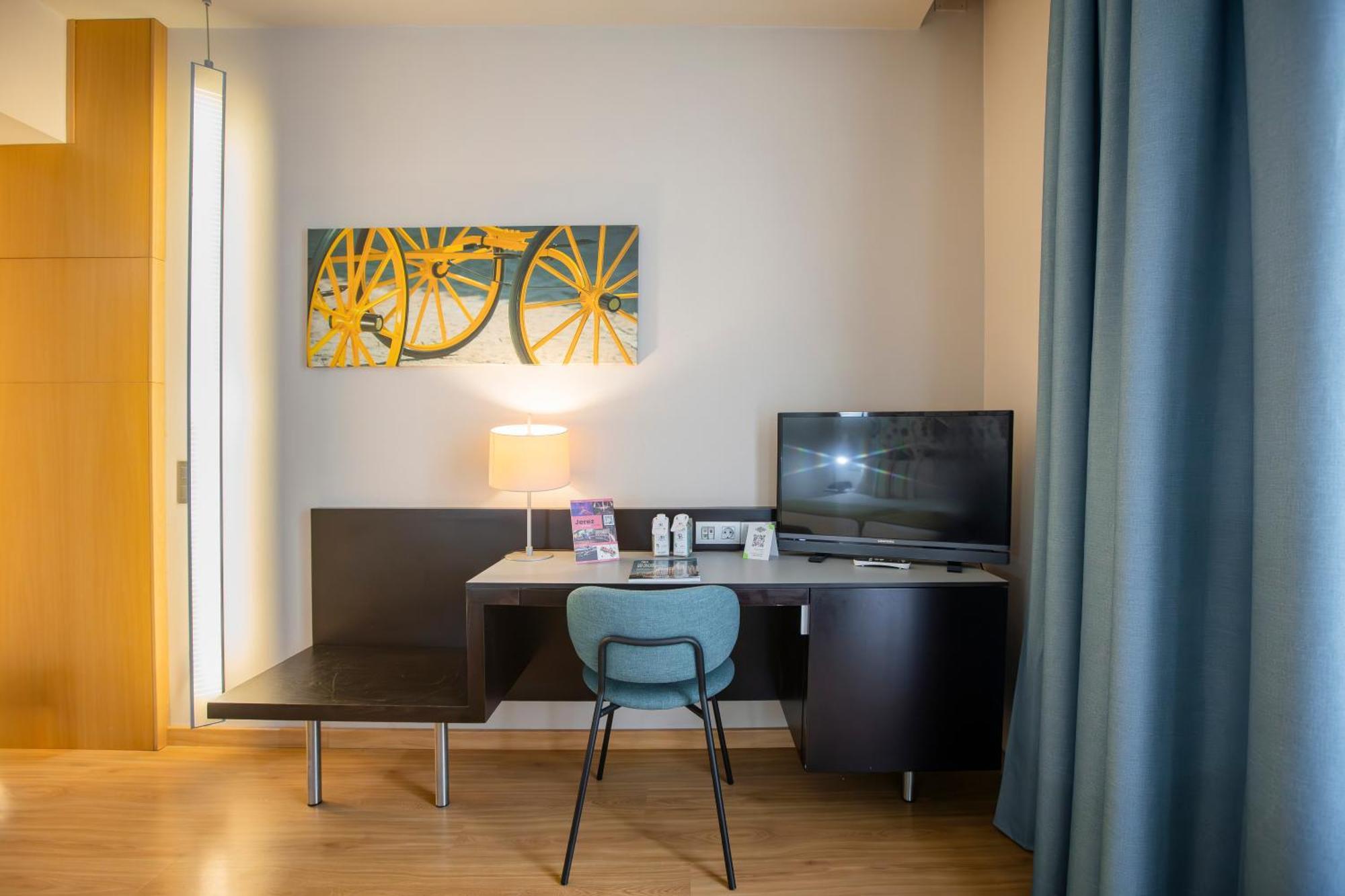 Double Room with Balcony,1669013389:JPEG