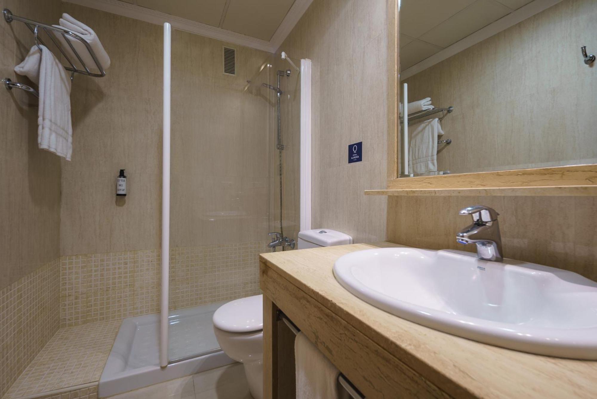 Double Room with Extra Bed,1669016710:JPEG