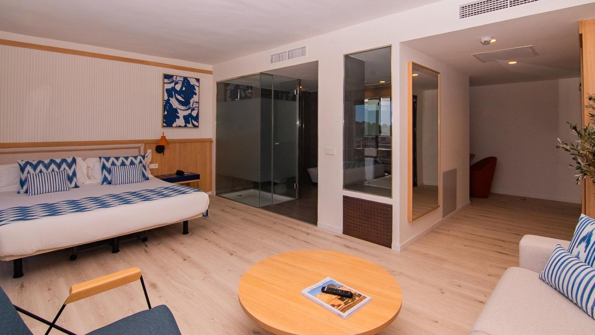 Junior Suite met Uitzicht en Hot Tub