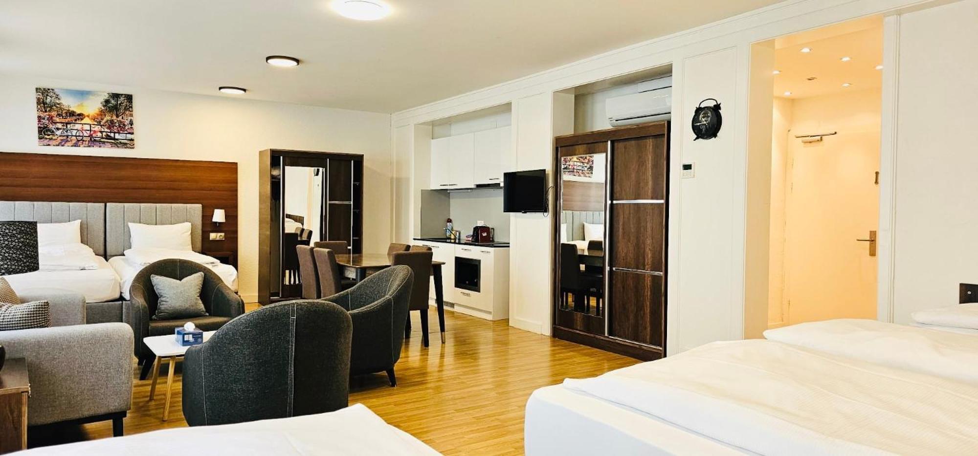 Habitación Familiar con baño privado