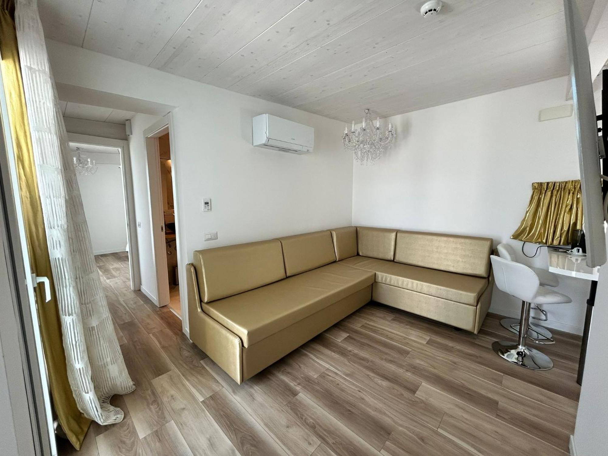 Suite con Vasca Idromassaggio e Vista Mare