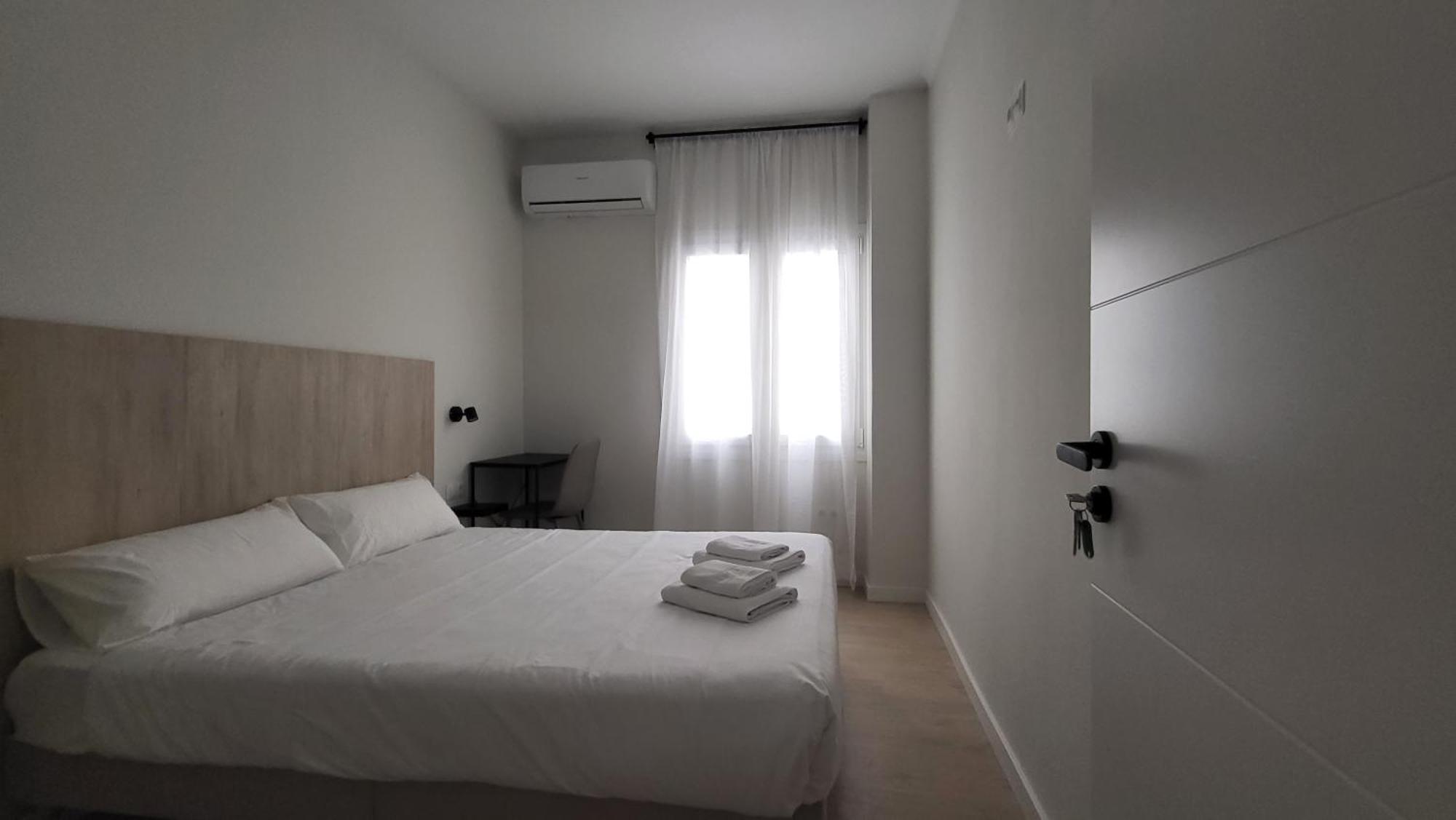 Quarto Duplo Standard com Casa de Banho Partilhada