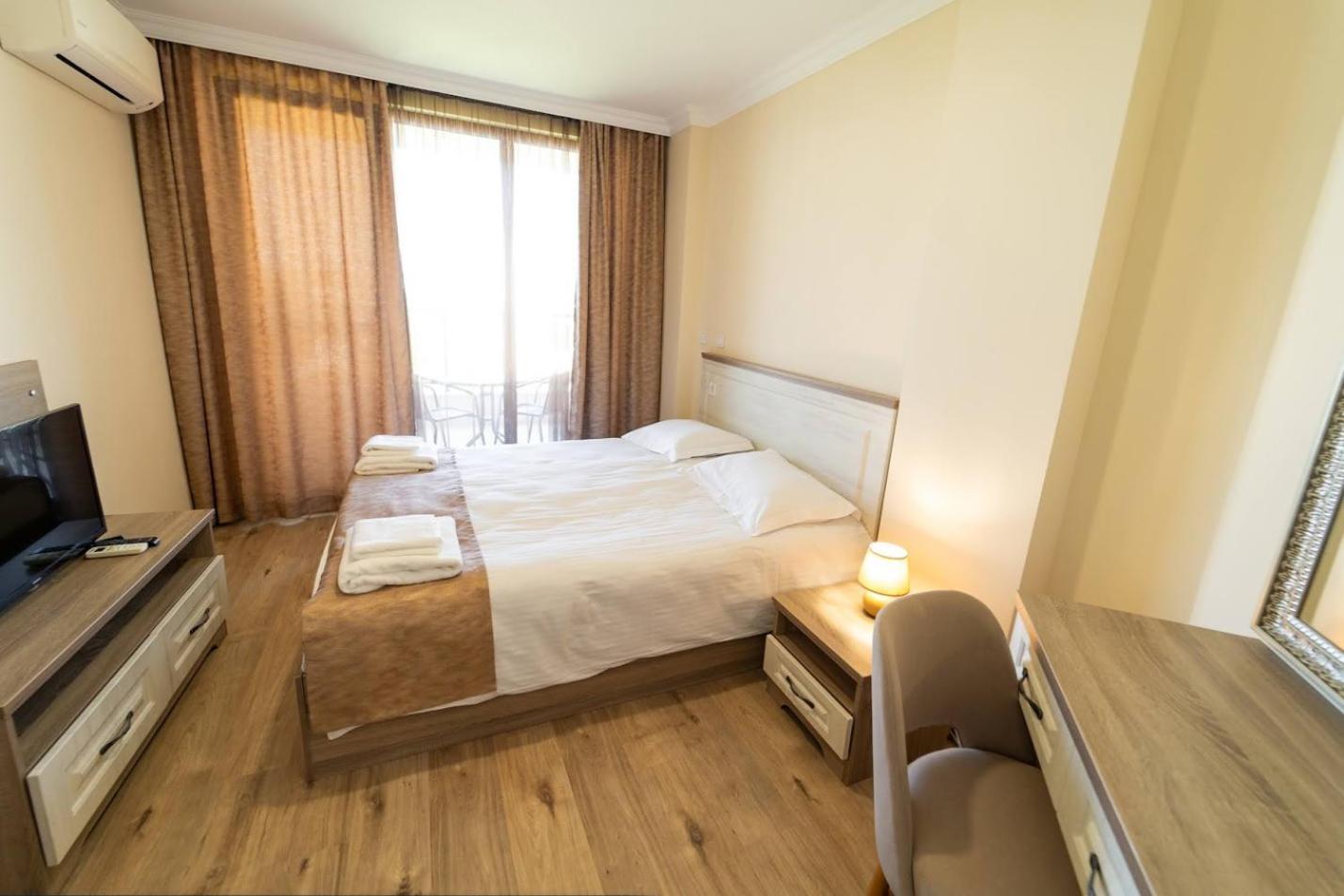 Apartment mit 1 Schlafzimmer sowie Meer- und Poolblick (4 Erwachsene)