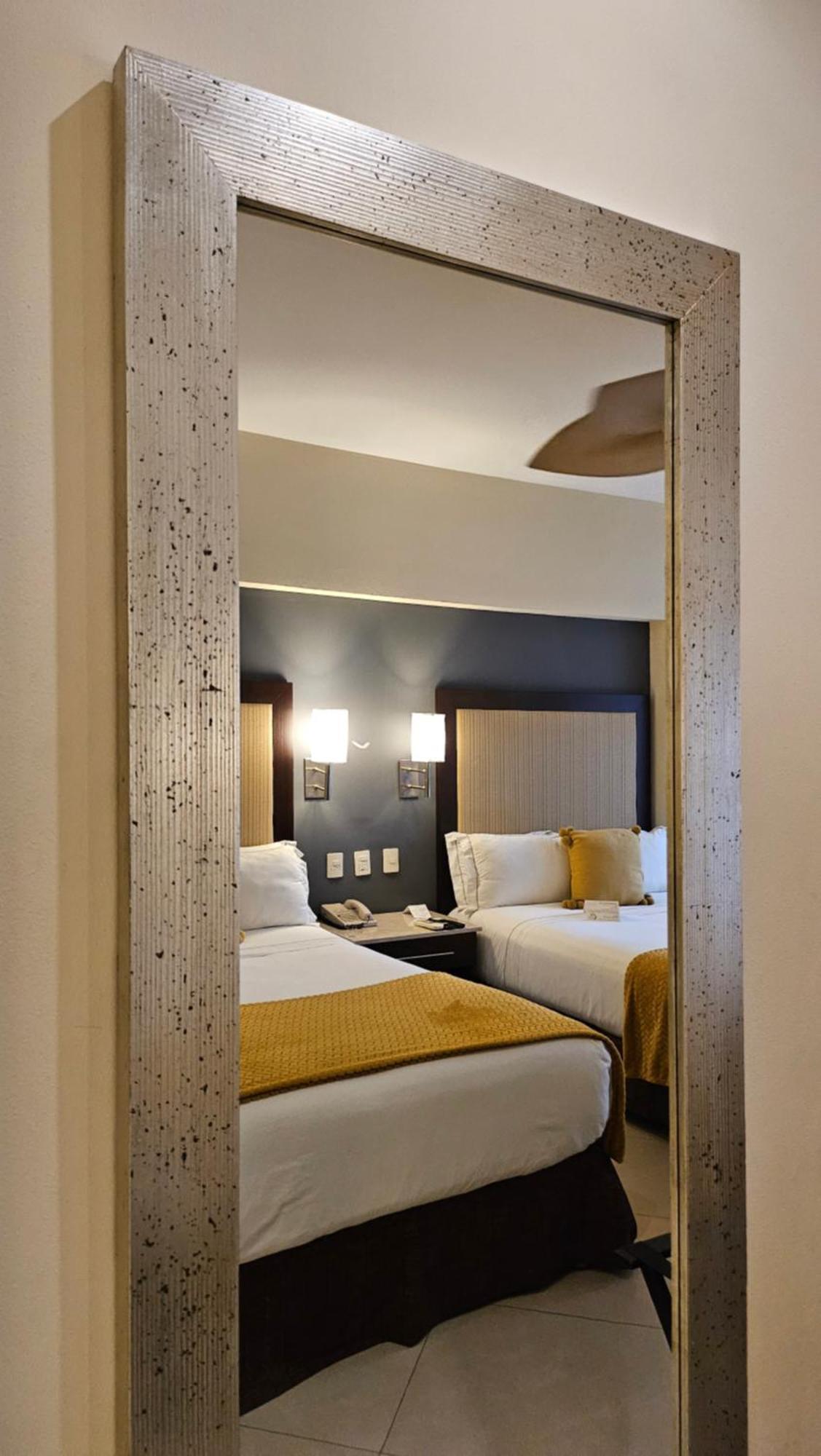 Double Room with Pool View