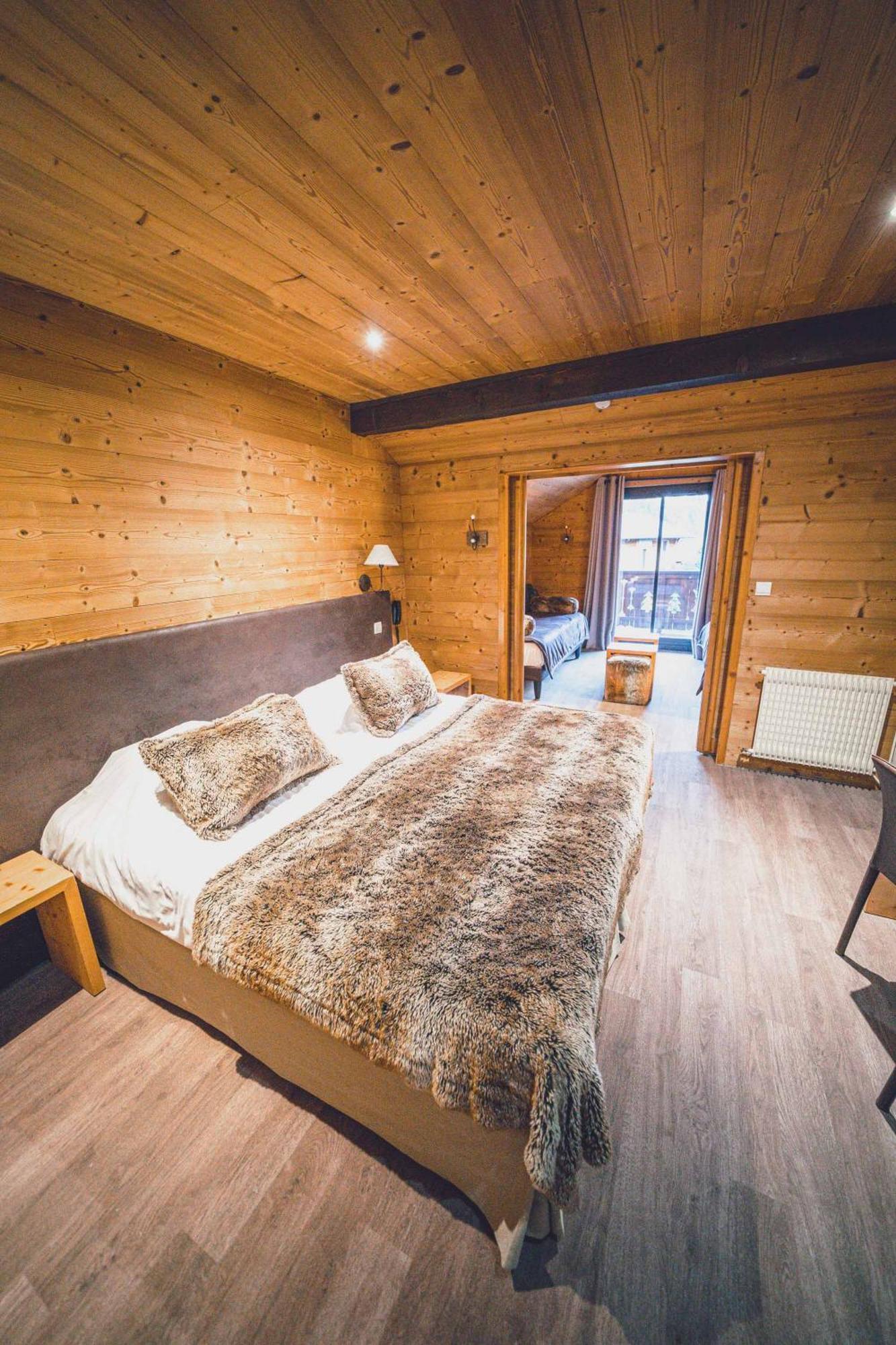 Chambre Quadruple avec Baignoire