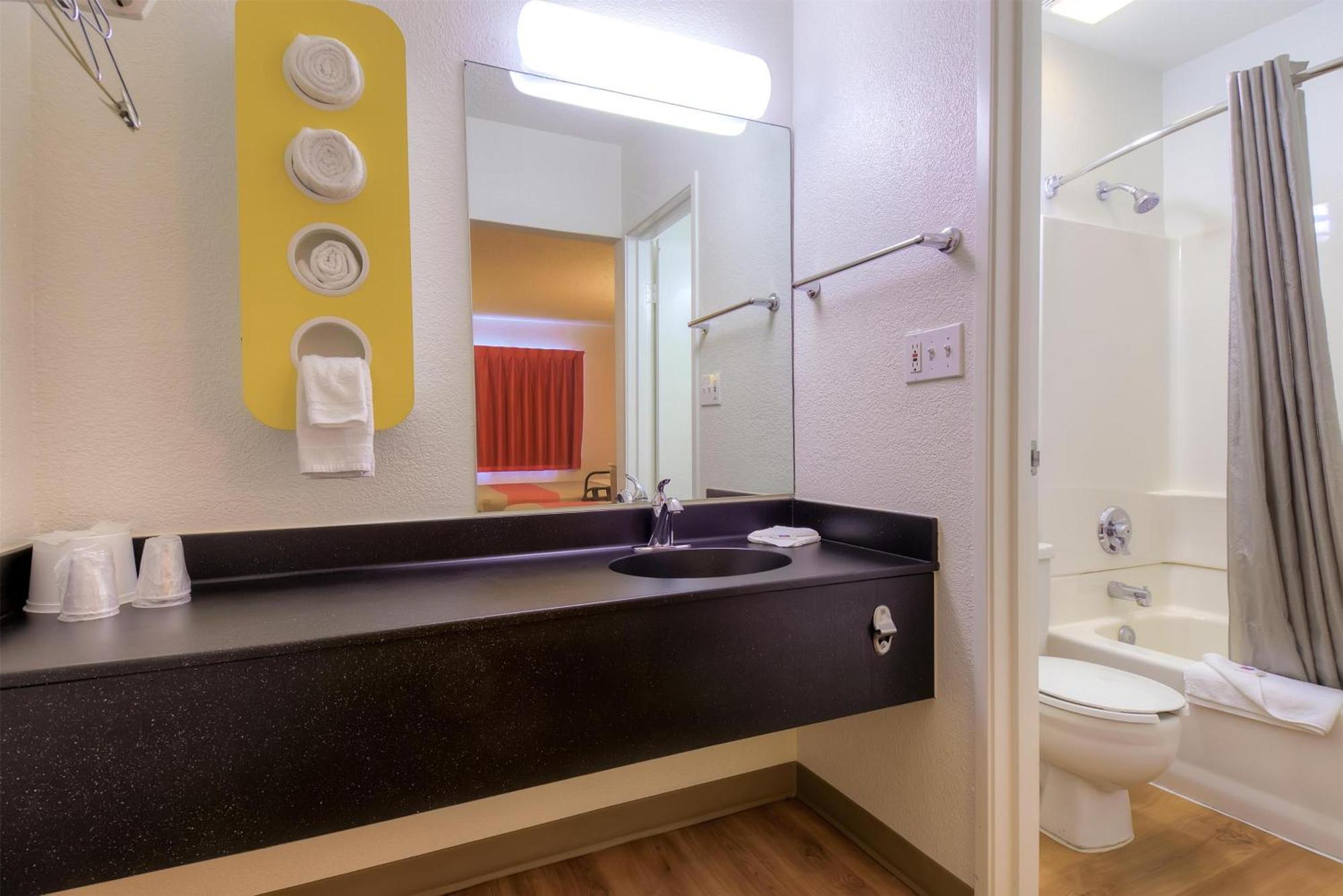Double Room - Non-Smoking