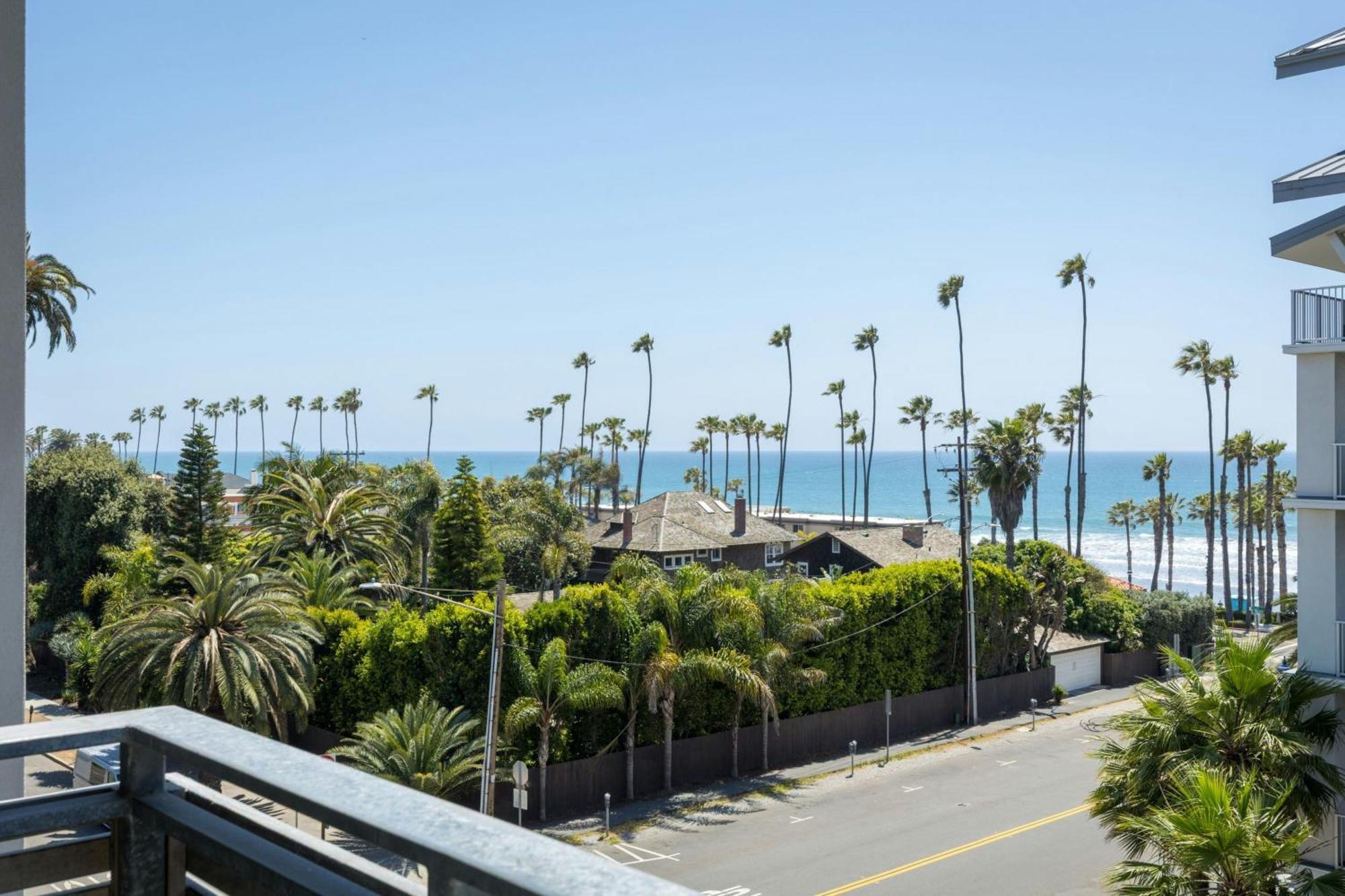 Ocean King Studio Suite
