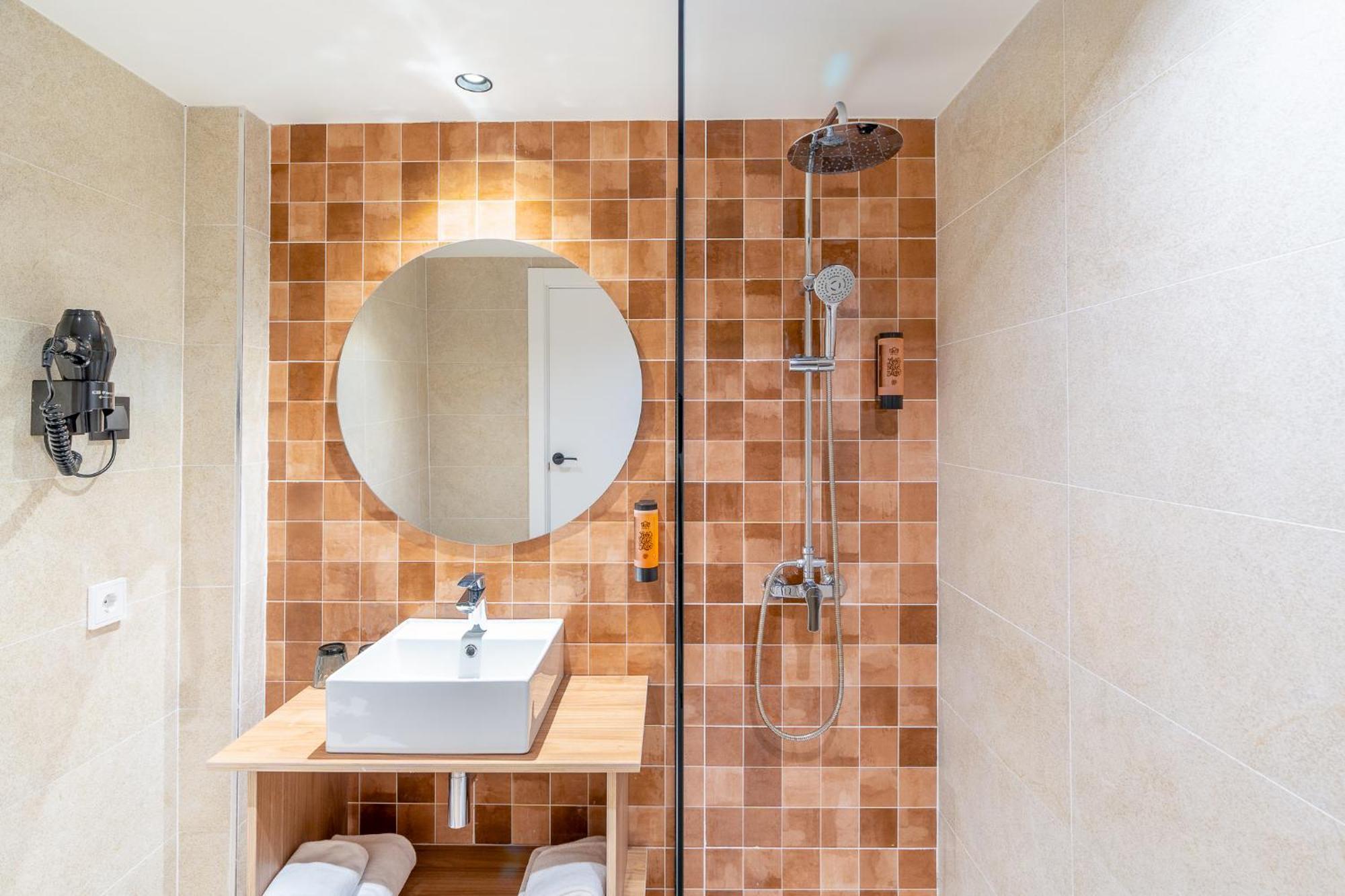Doppelzimmer mit Balkon (2 Erwachsene +1 Kind) - unbegrenzter Brunch