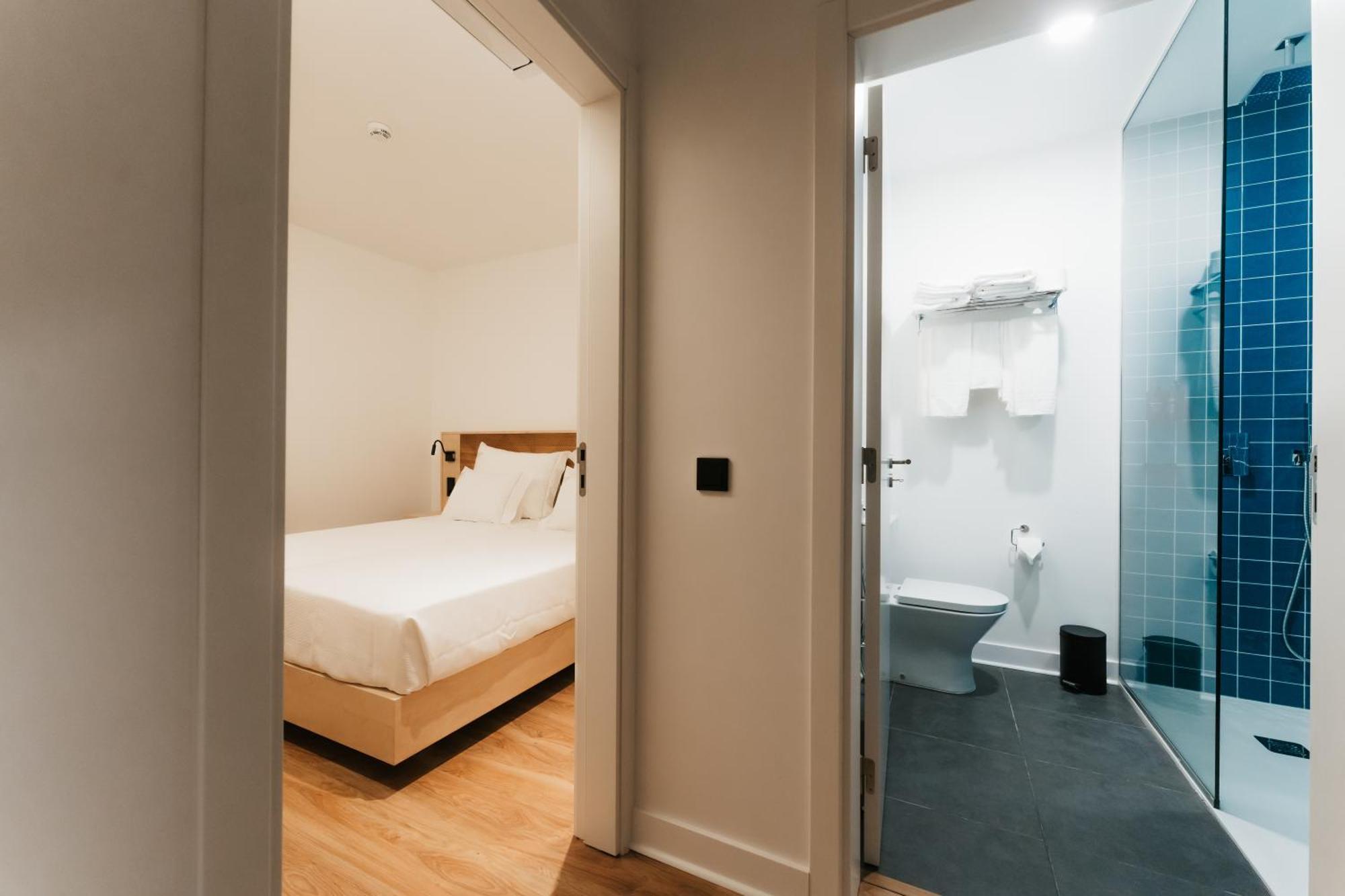Deluxe Double Room,1679564741:JPEG