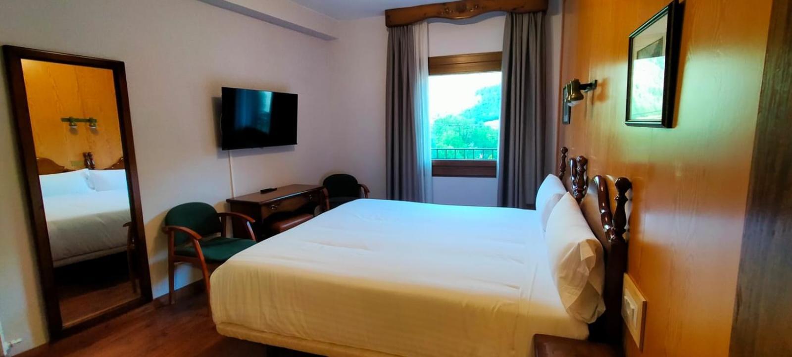 Twin Room with Mountain View,1756424105:JPEG