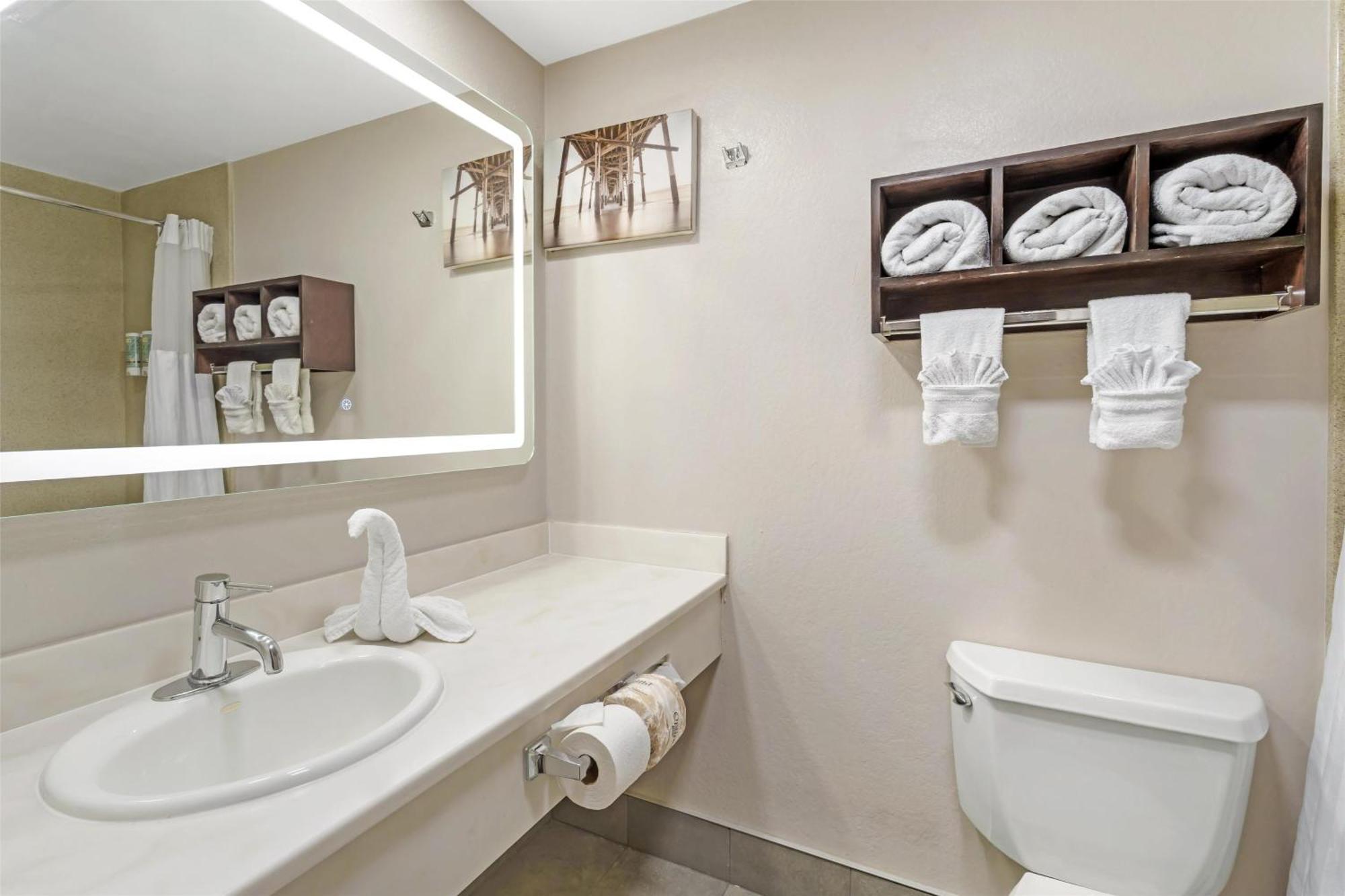 King Room with Whirlpool - Non-Smoking