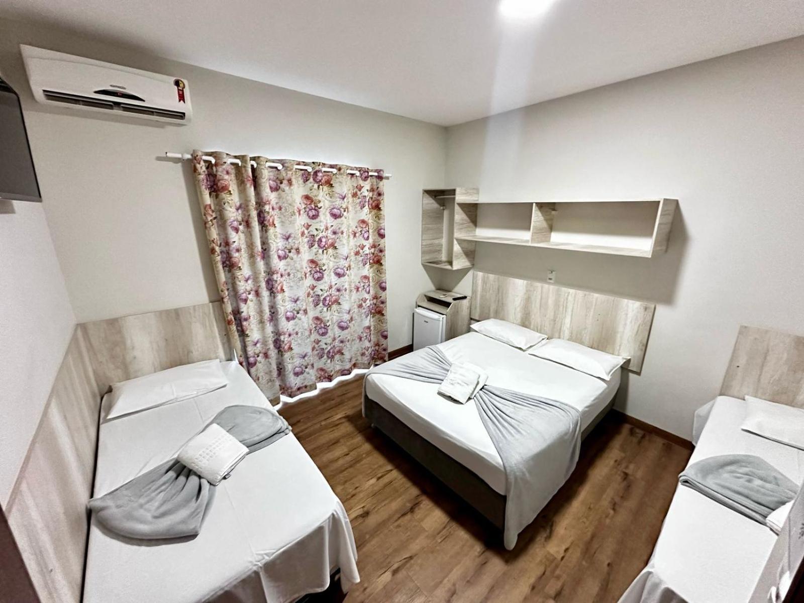 Quarto Quádruplo Standard