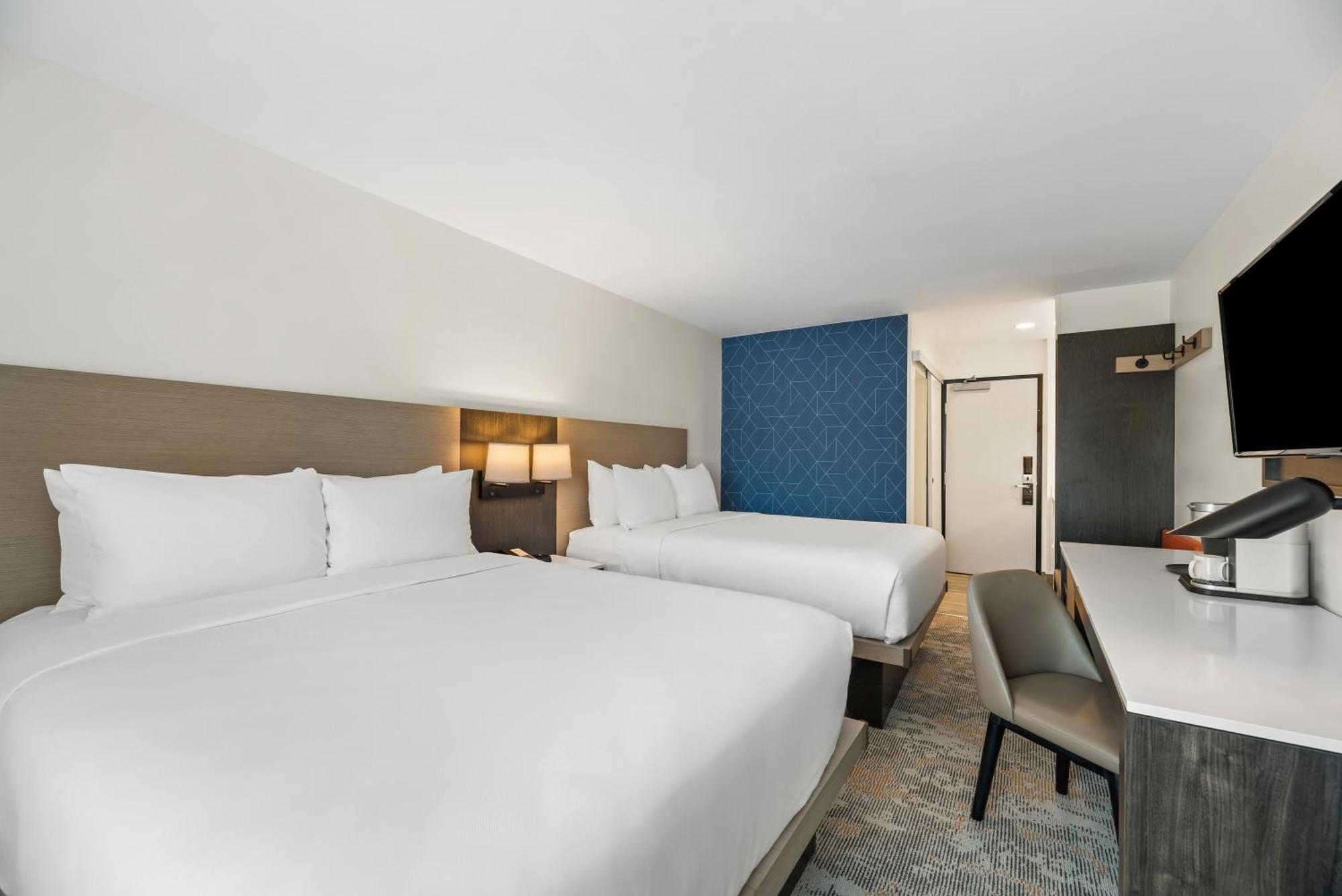 Chambre Standard avec 2 Lits Queen-Size - Non-Fumeurs