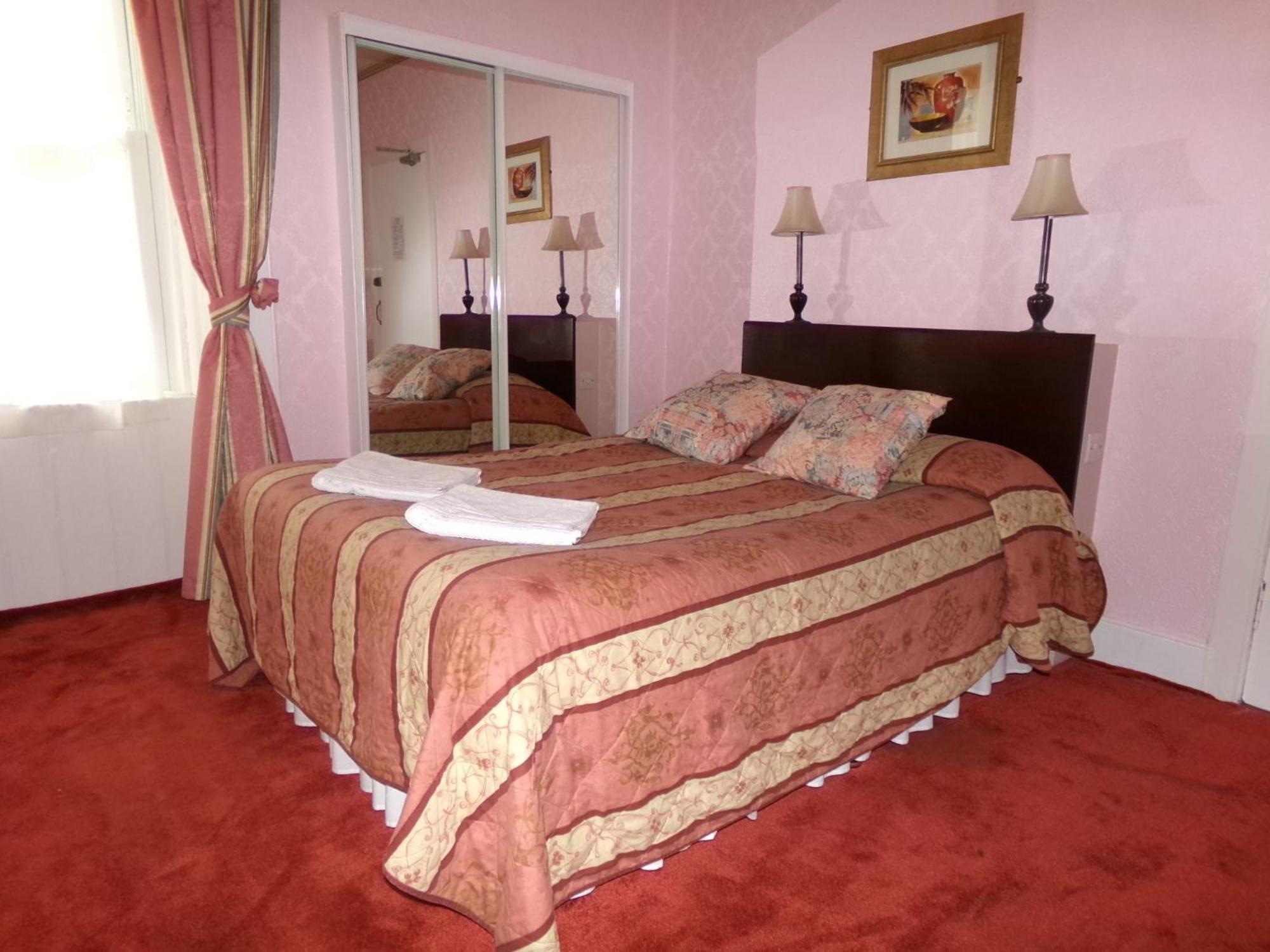 Doppelzimmer mit Bad