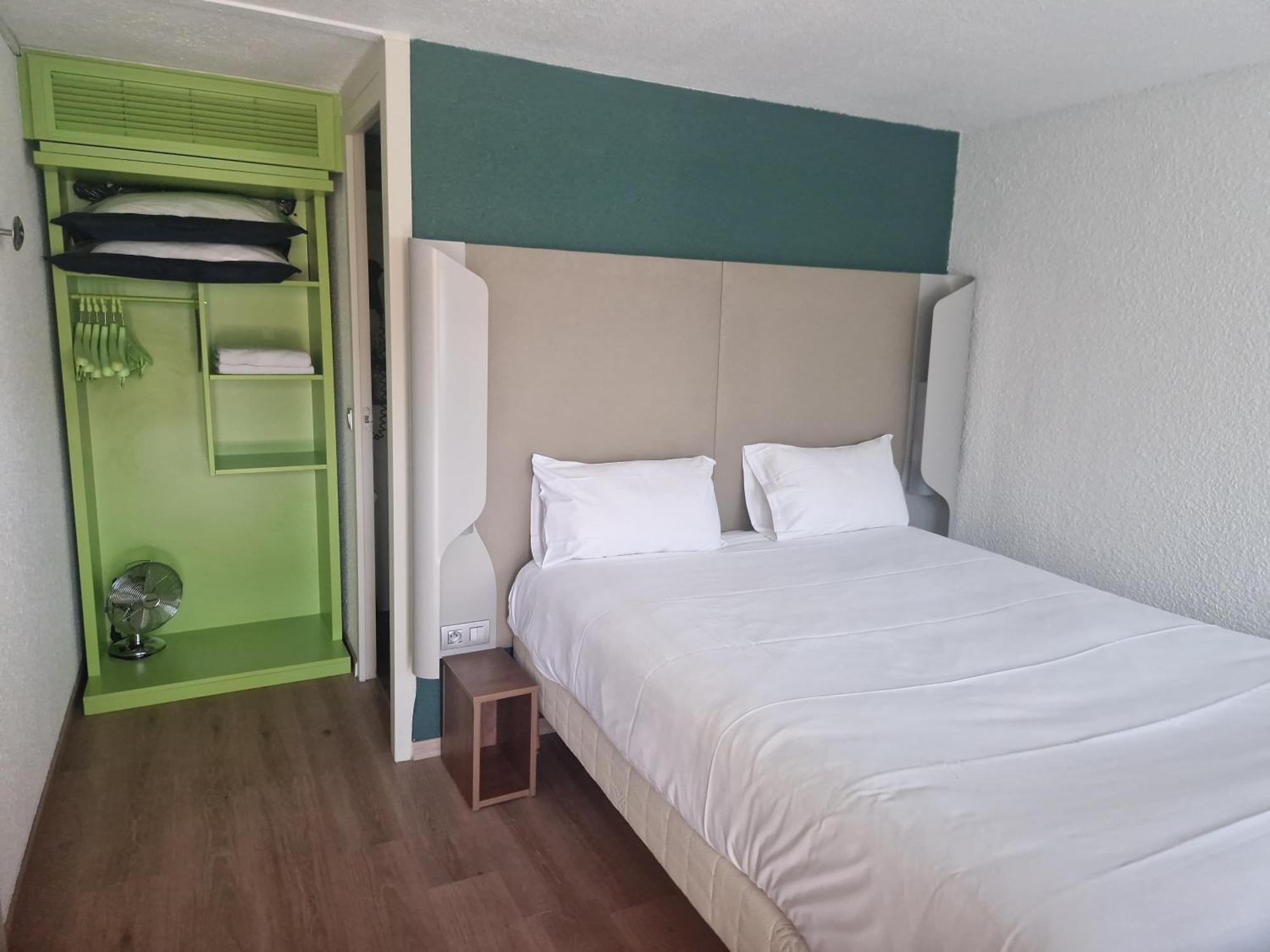 Standard Double Room,1685058597:JPEG