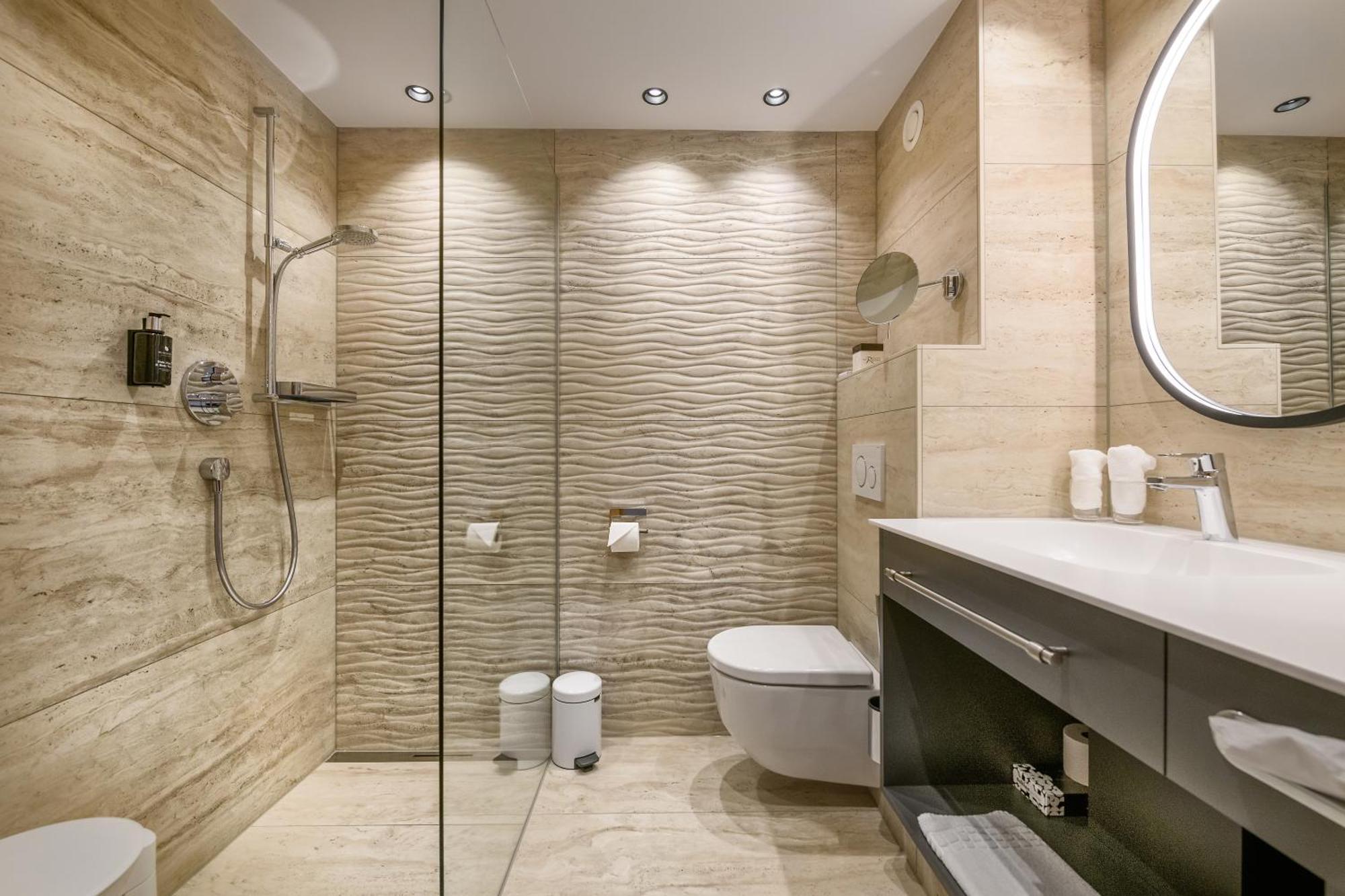 Standard Doppelzimmer mit Balkon