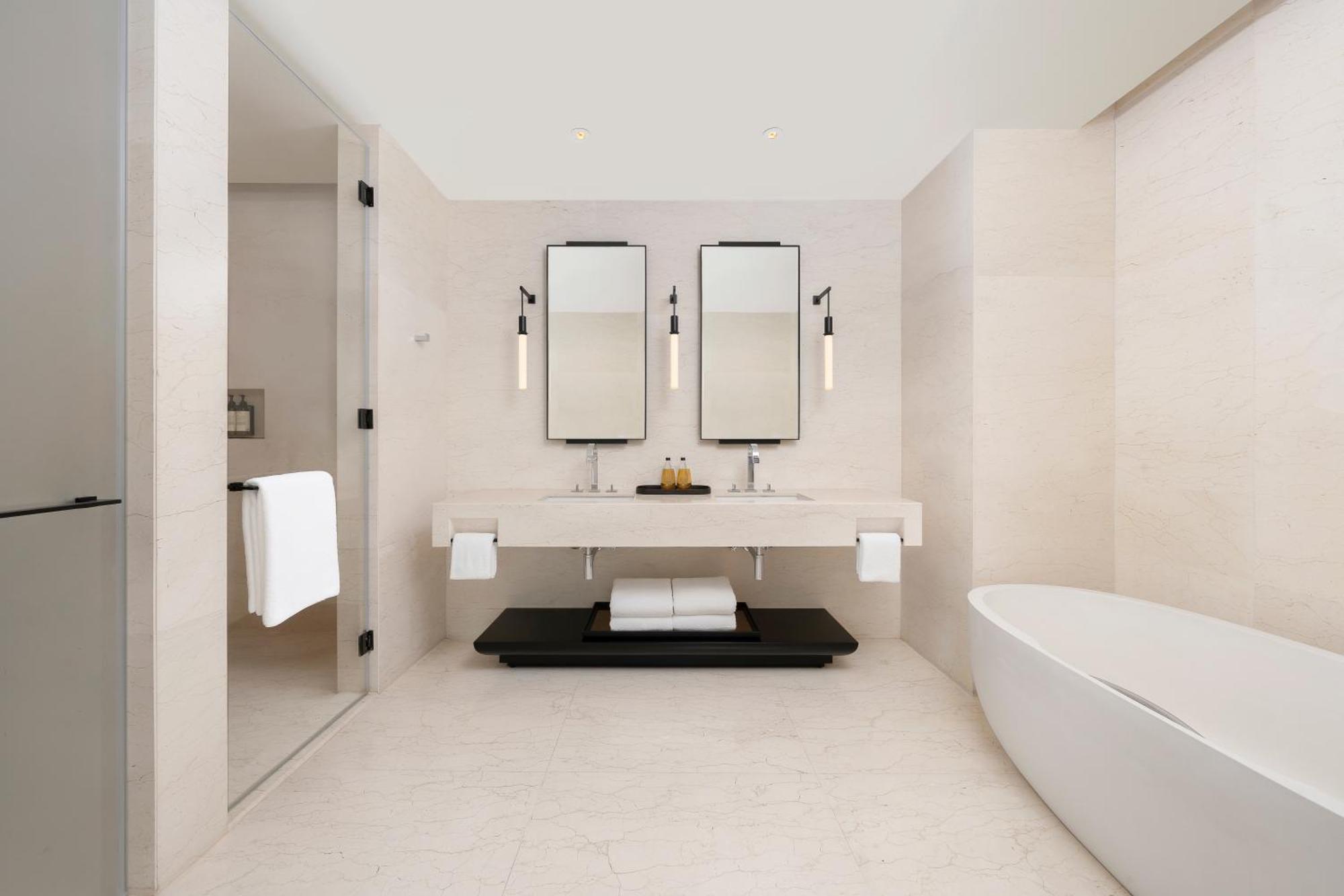 Park King Suite