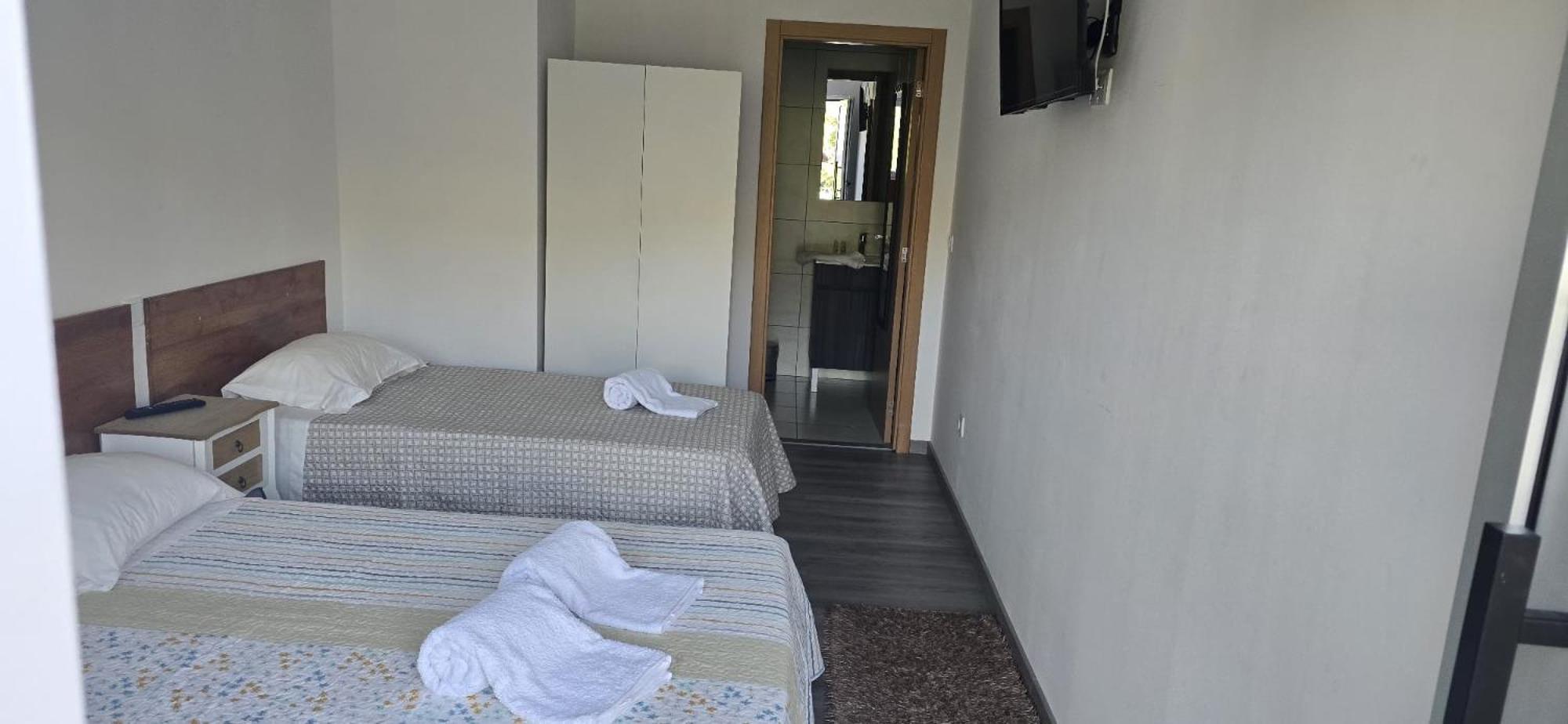 Quarto Triplo Standard