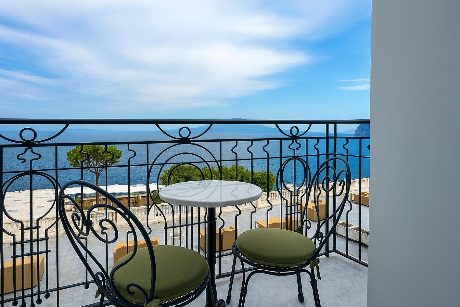 Camera Deluxe Matrimoniale/Doppia con Letti Singoli con Vista Mare