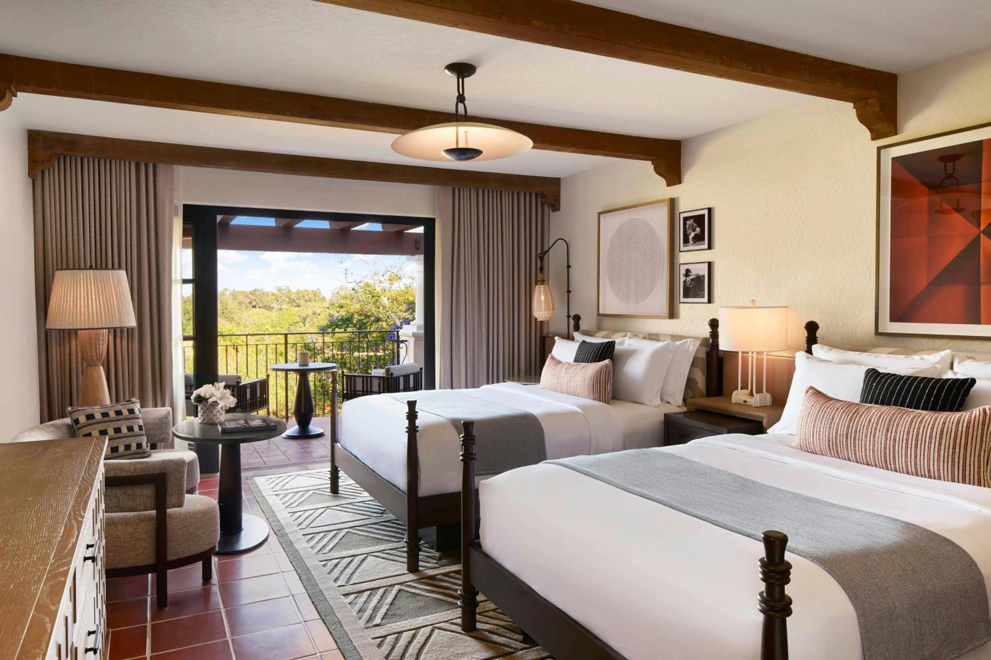 Standard Queen Room with Two Queen Beds