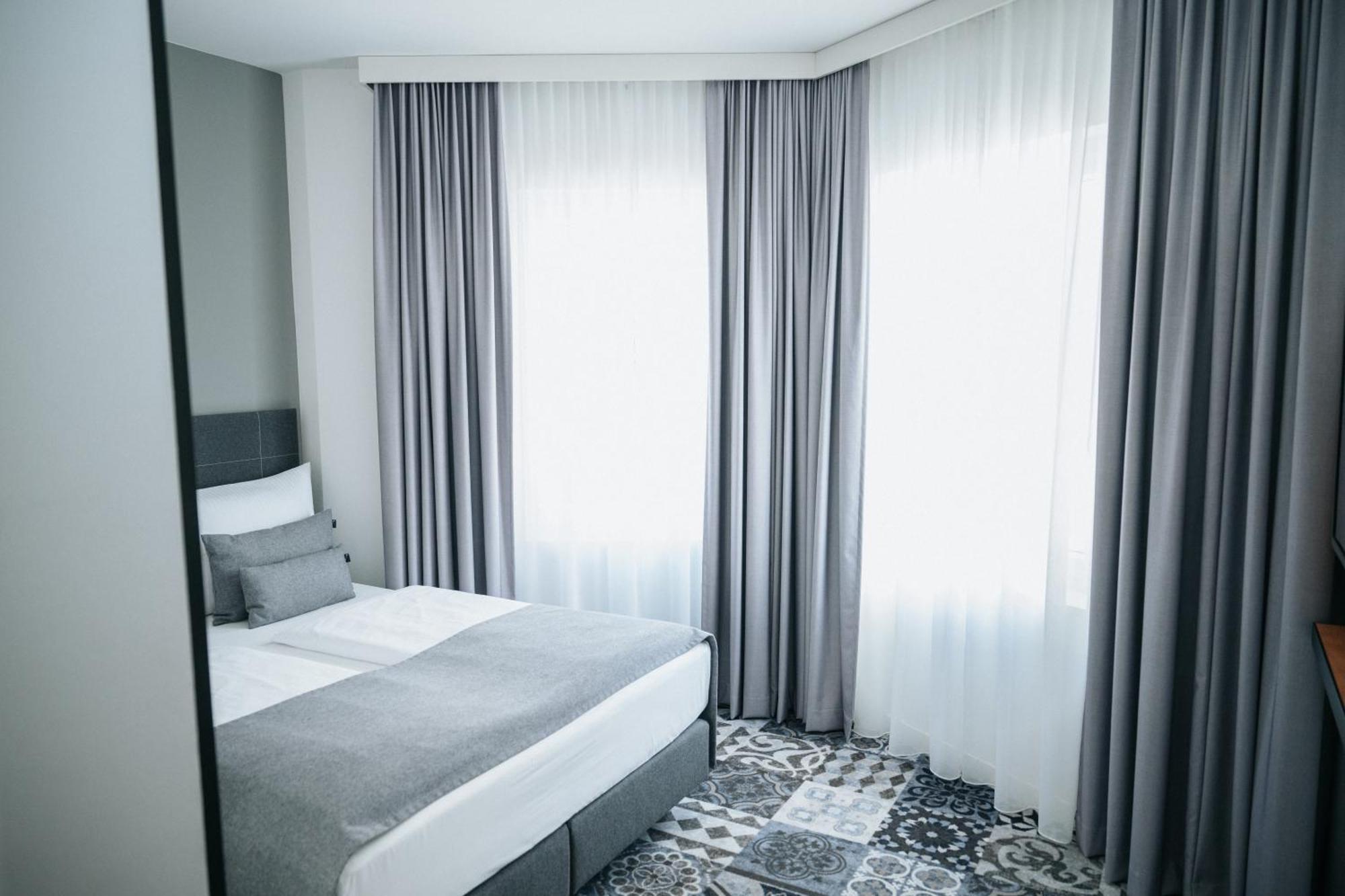Kamer met Kingsize Bed