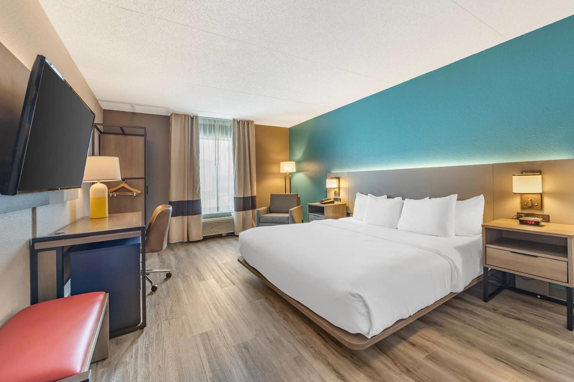 King Room - Accessible/Non-Smoking