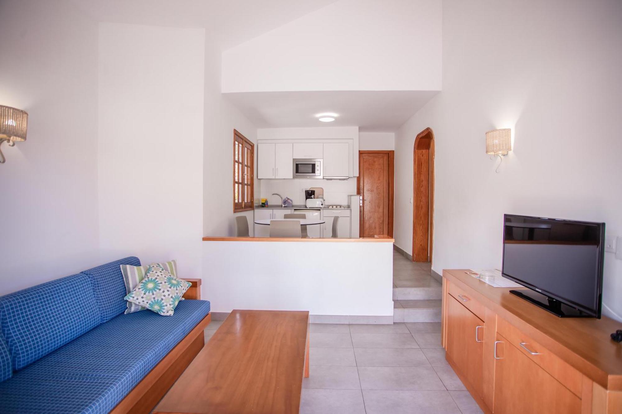 Classic 2 bedrooms bungalow
