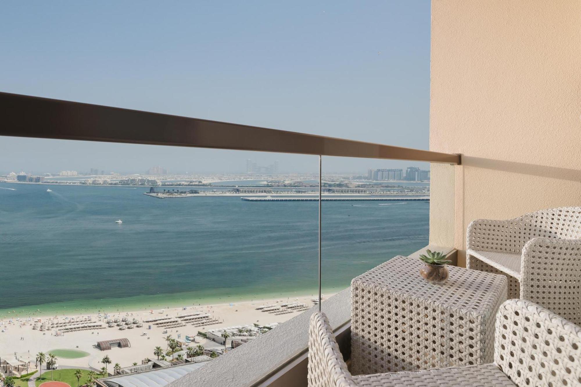 Quarto Superior com Vista Mar e Varanda