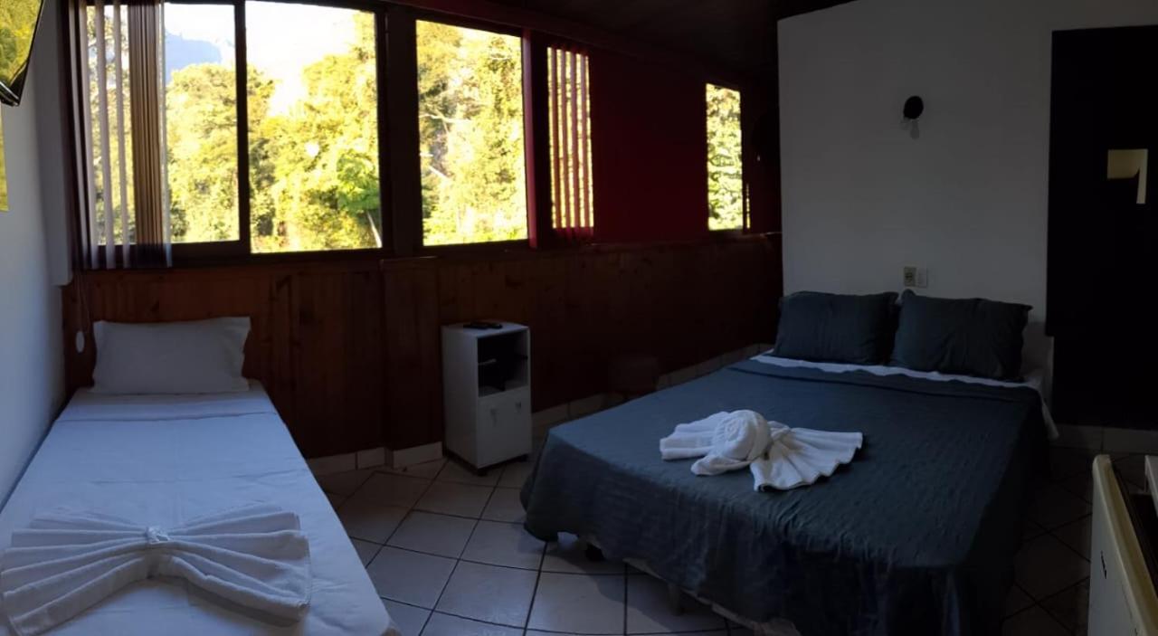 Quarto Triplo Standard